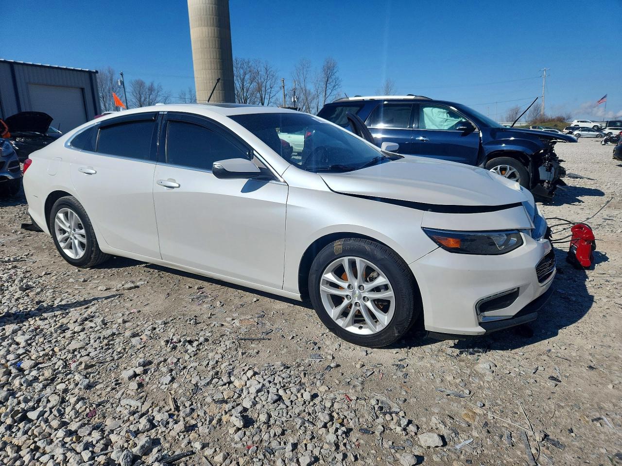 2017 Chevrolet Malibu Lt Белый vin: 1G1ZE5ST3HF126805