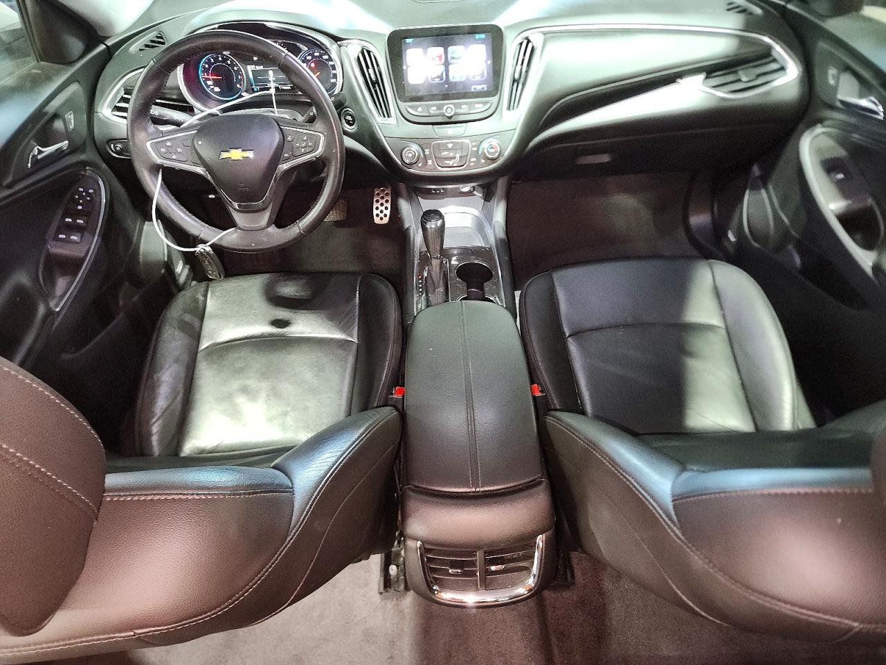 2017 Chevrolet Malibu Lt Серебряный vin: 1G1ZE5ST3HF149582