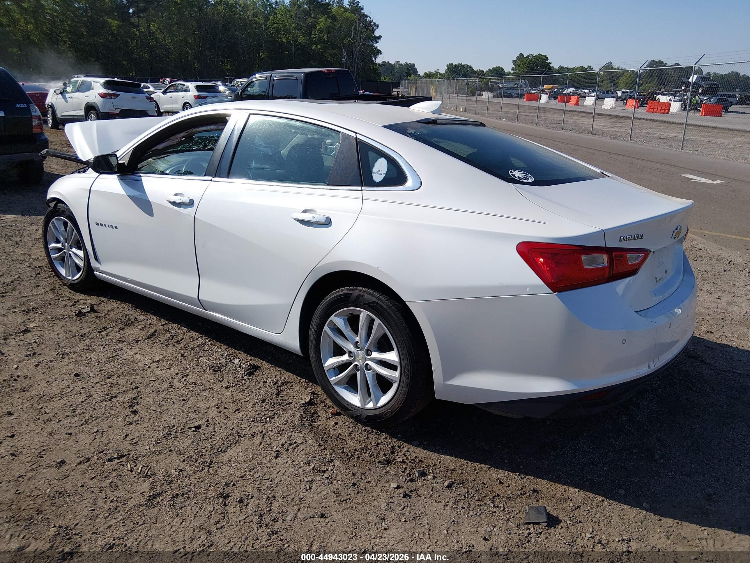 2016 Chevrolet Malibu 1lt White vin: 1G1ZE5ST4GF221033