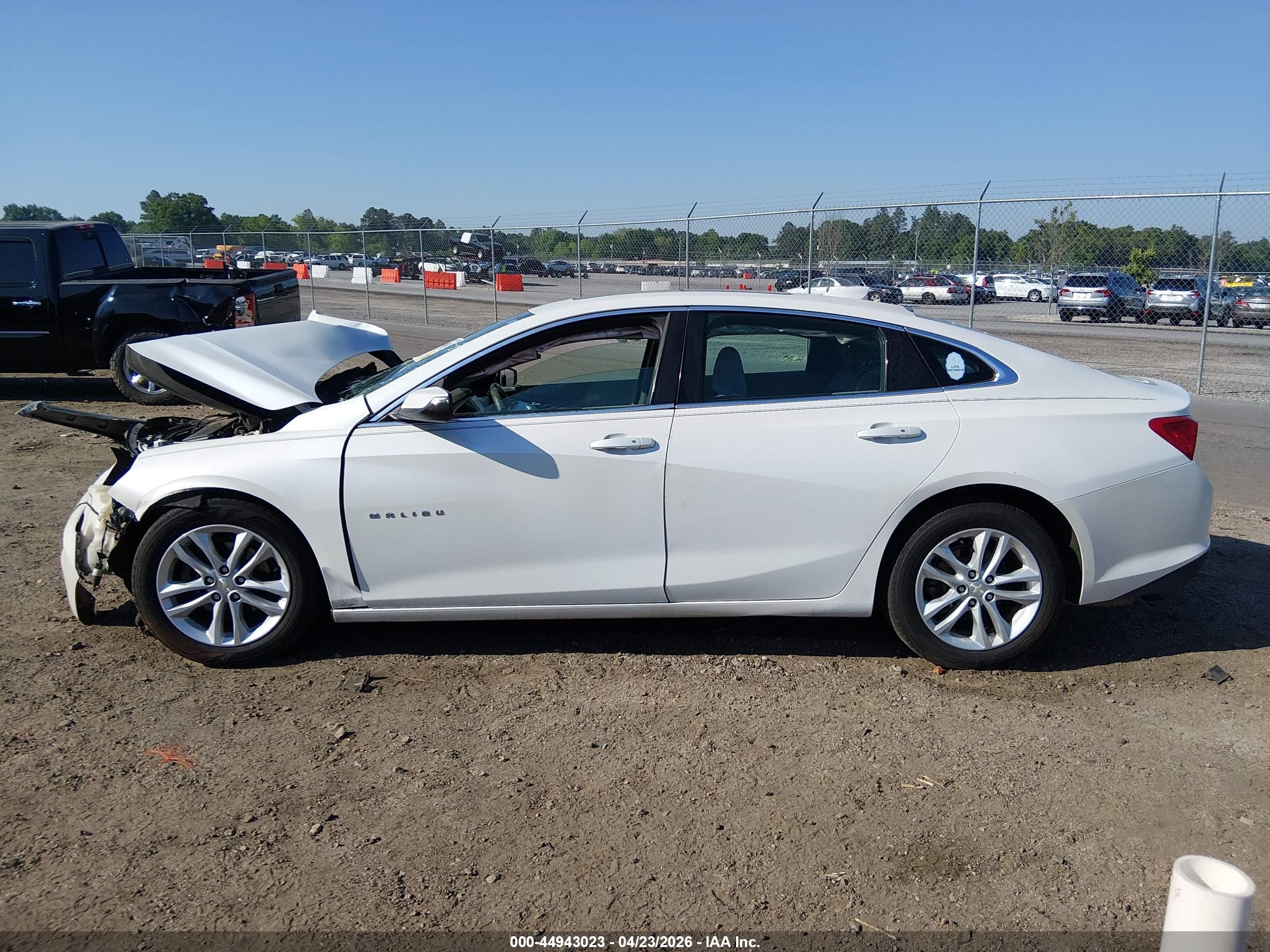 2016 Chevrolet Malibu 1lt White vin: 1G1ZE5ST4GF221033