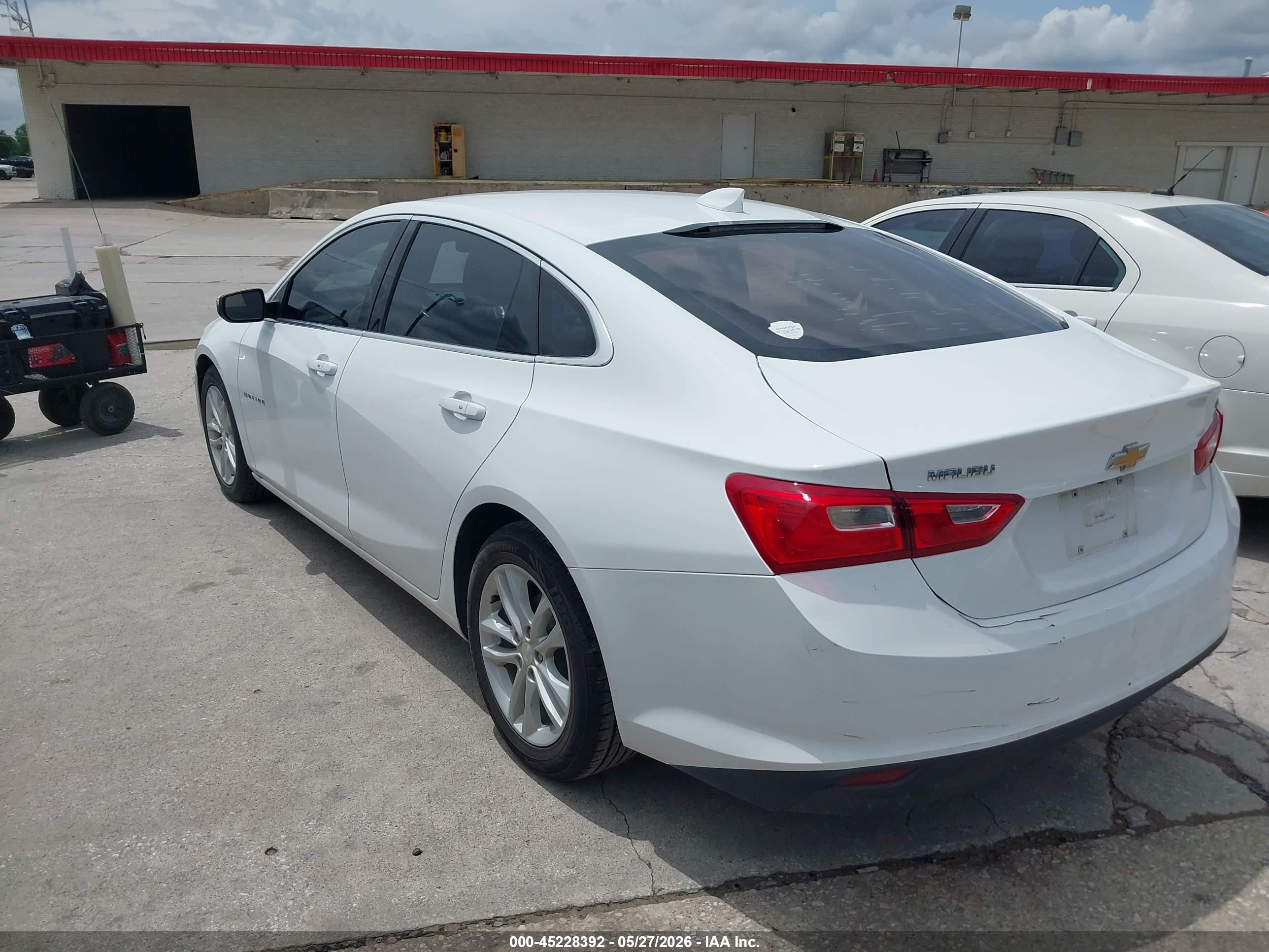 2016 Chevrolet Malibu 1lt White vin: 1G1ZE5ST9GF247935