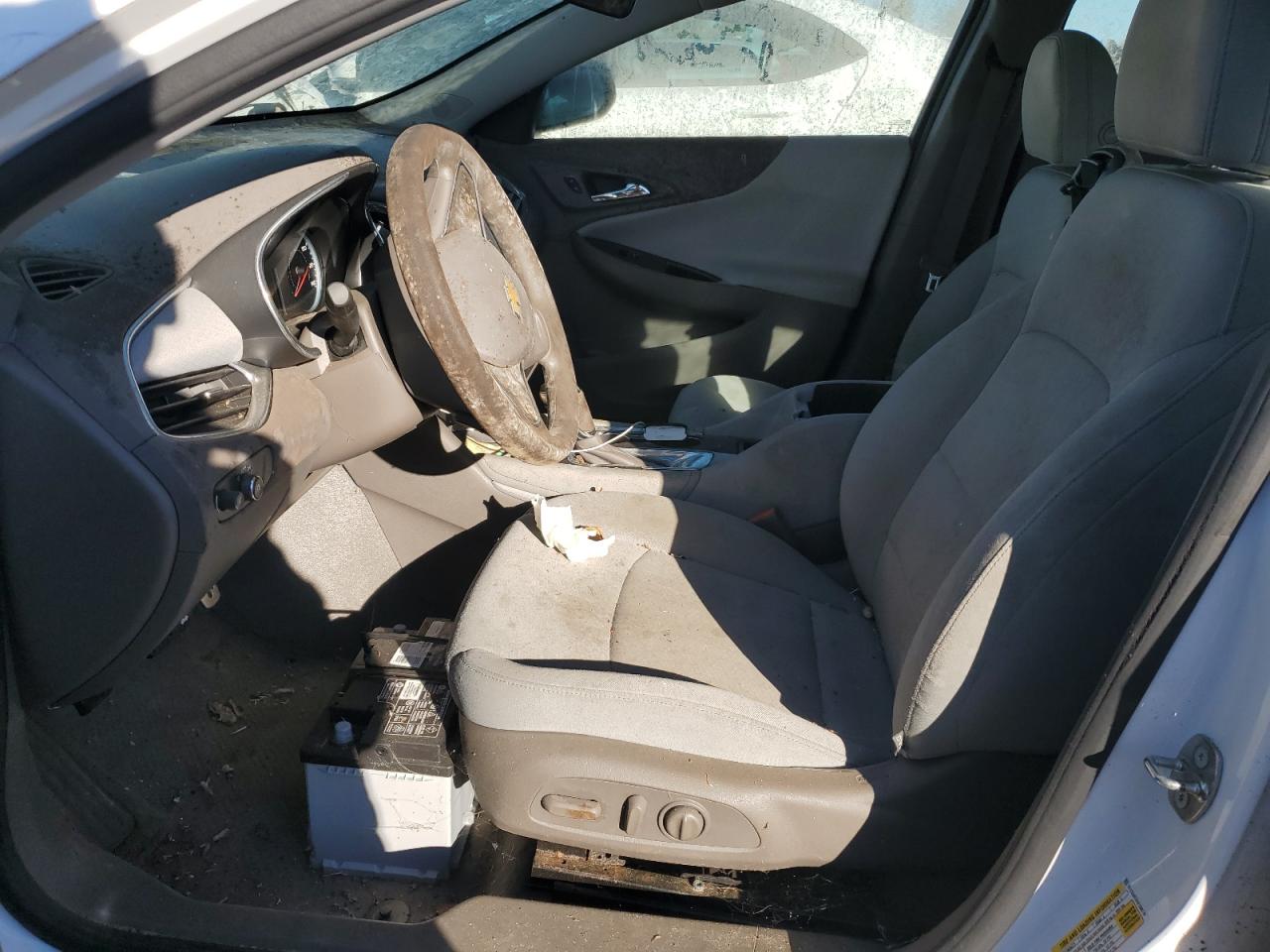 2015 Chevrolet Malibu White vin: 1G1ZE5STXGF338776