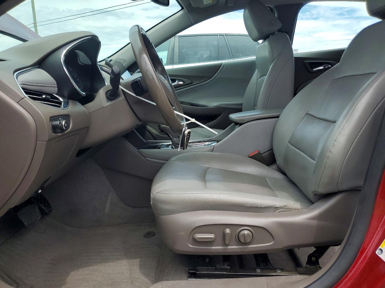 2018 Chevrolet Malibu Premier Red vin: 1G1ZE5SXXJF160989