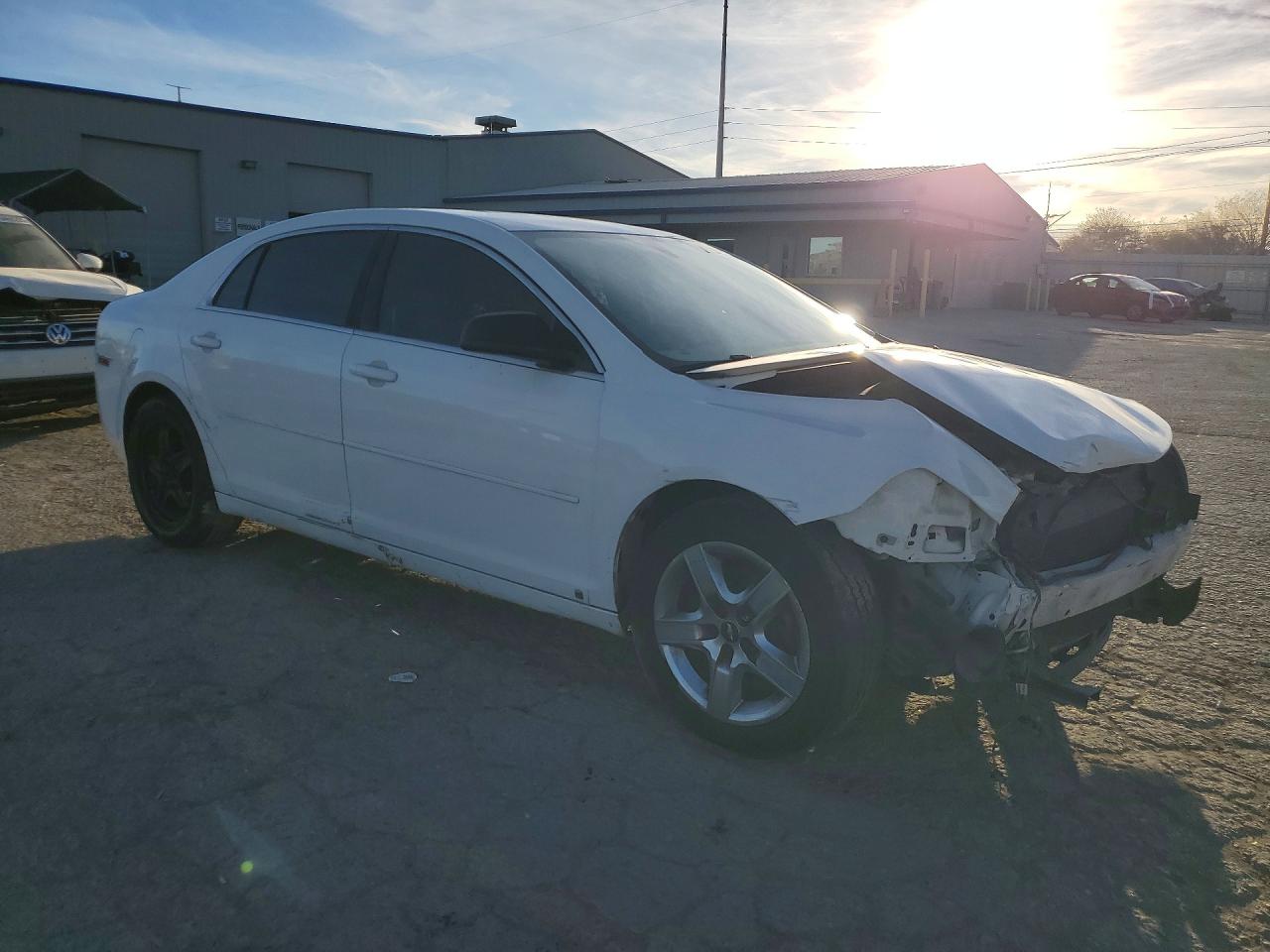 2009 Chevrolet Malibu Ls Белый vin: 1G1ZG57B09F100982