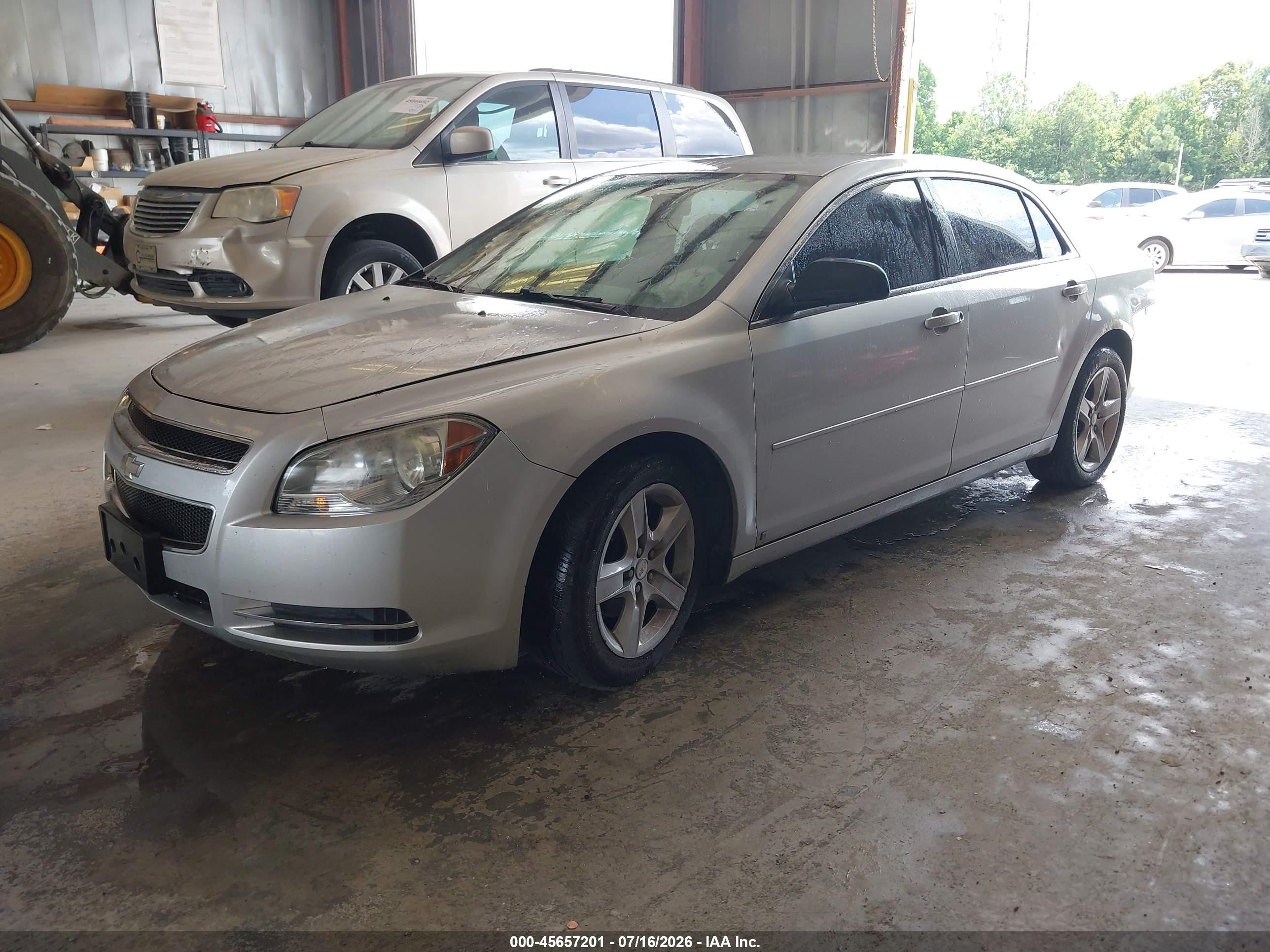 2009 Chevrolet Malibu Ls Серебряный vin: 1G1ZG57B09F134808