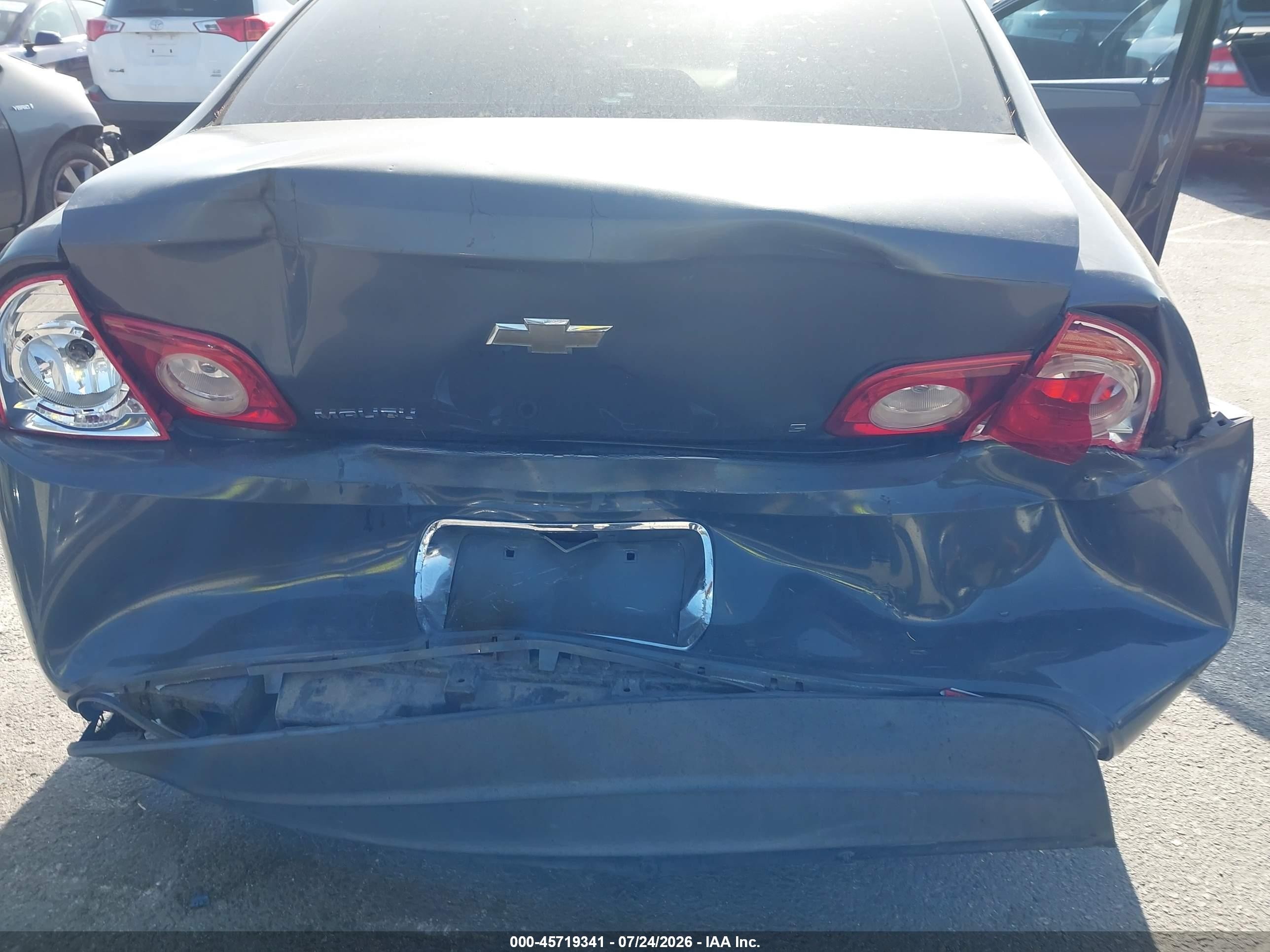2009 Chevrolet Malibu Ls Gray vin: 1G1ZG57B09F152869