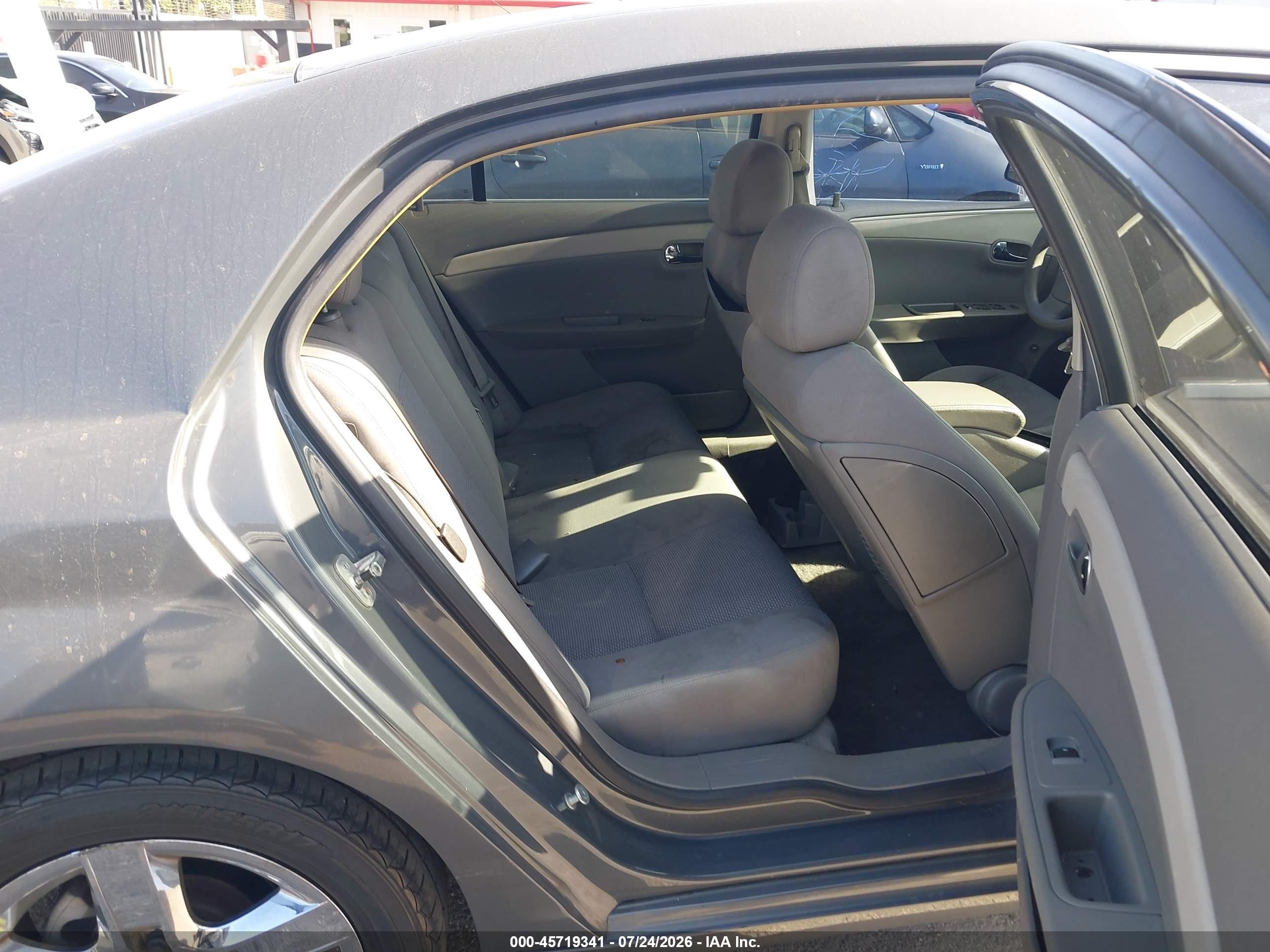 2009 Chevrolet Malibu Ls Gray vin: 1G1ZG57B09F152869