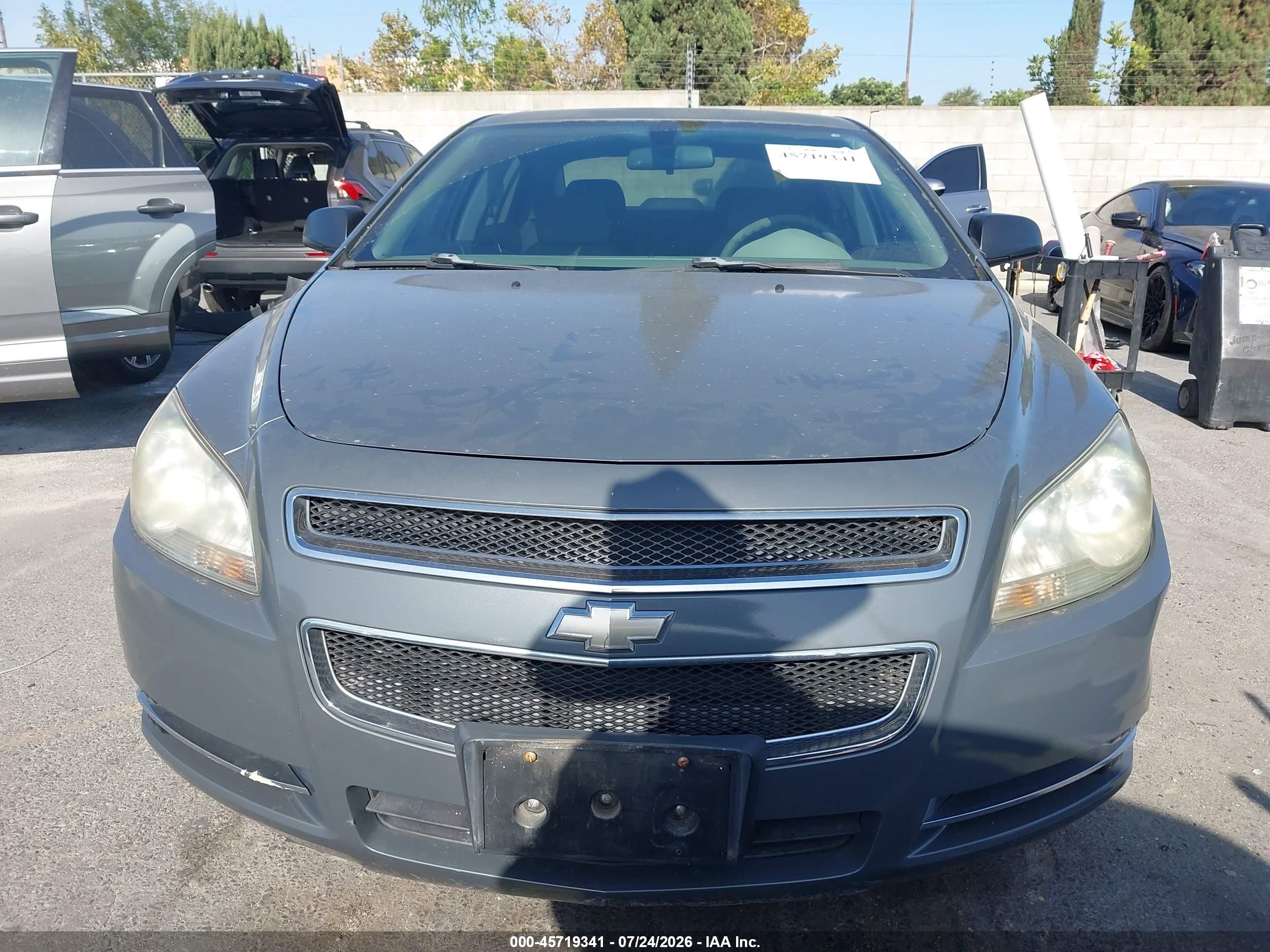 2009 Chevrolet Malibu Ls Gray vin: 1G1ZG57B09F152869