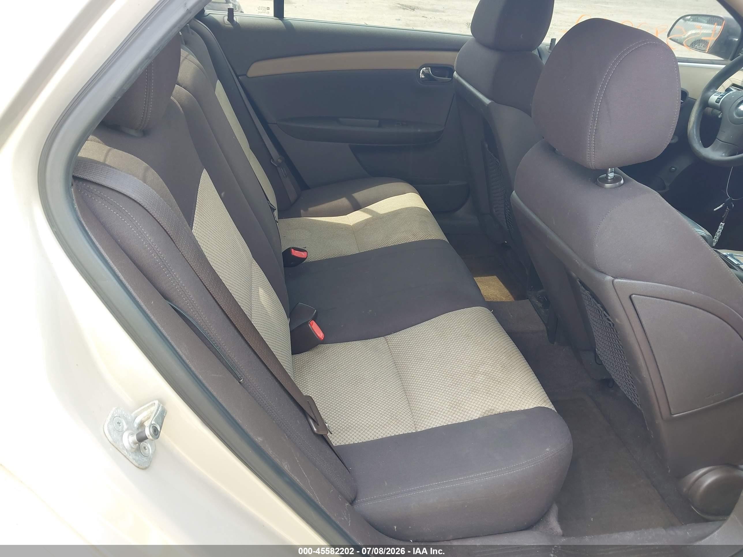 2009 Chevrolet Malibu Ls Gold vin: 1G1ZG57B09F259873
