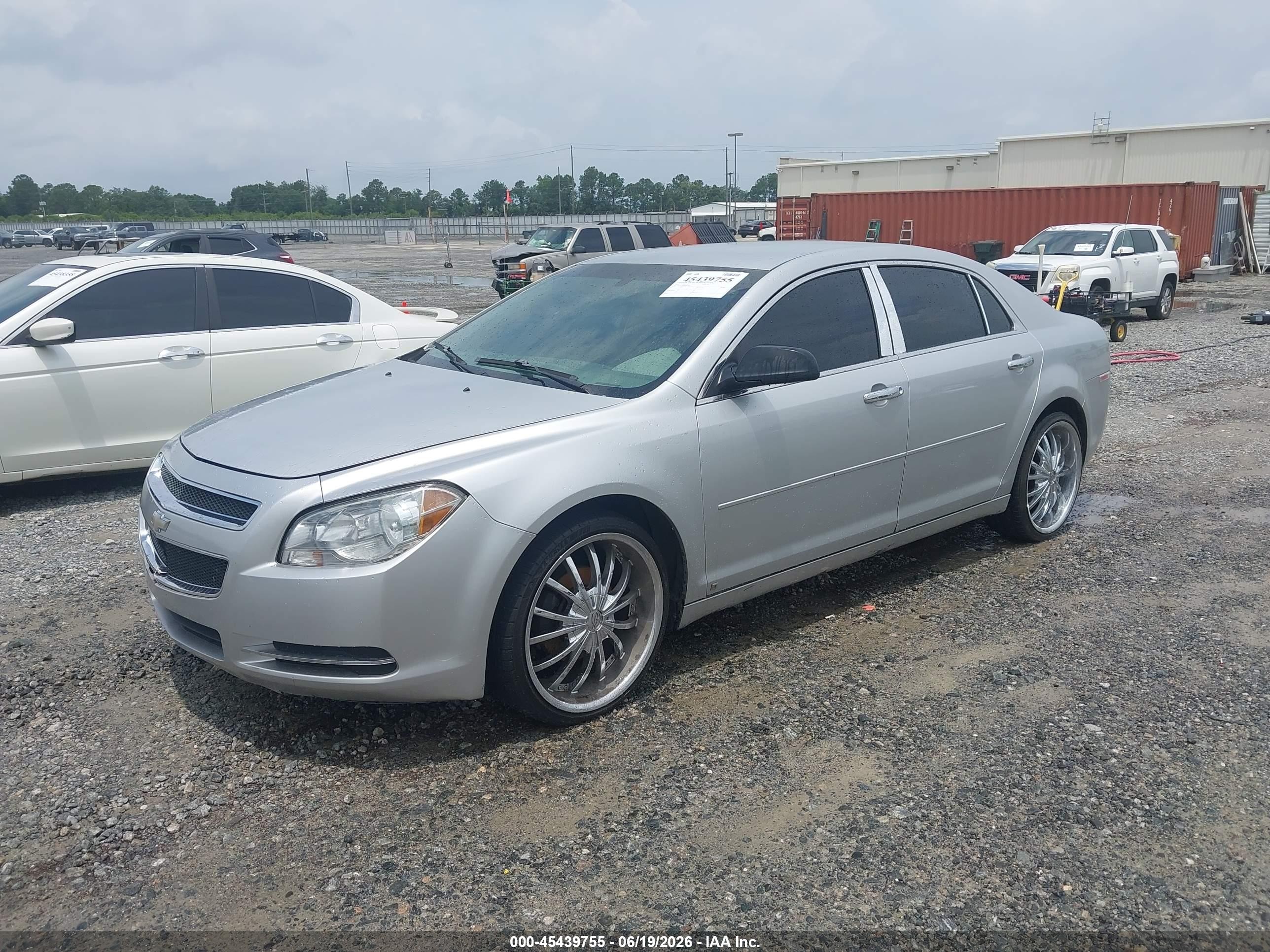 2009 Chevrolet Malibu Ls Silver vin: 1G1ZG57B19F161368