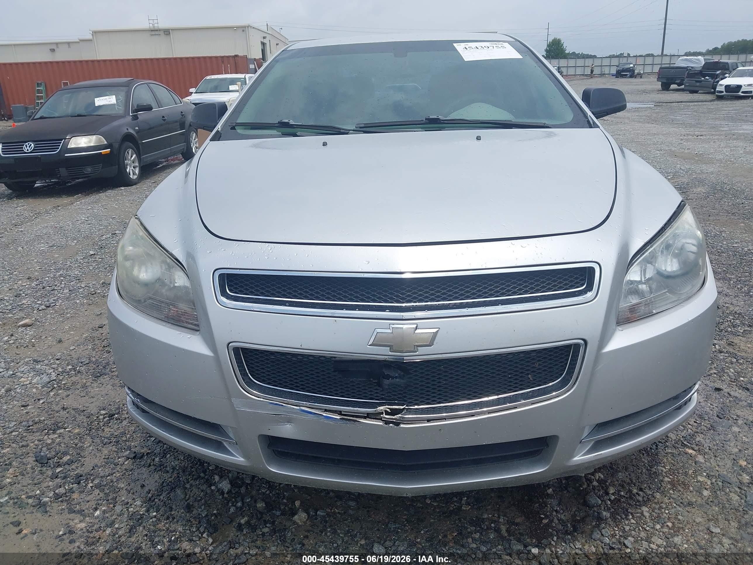 2009 Chevrolet Malibu Ls Silver vin: 1G1ZG57B19F161368