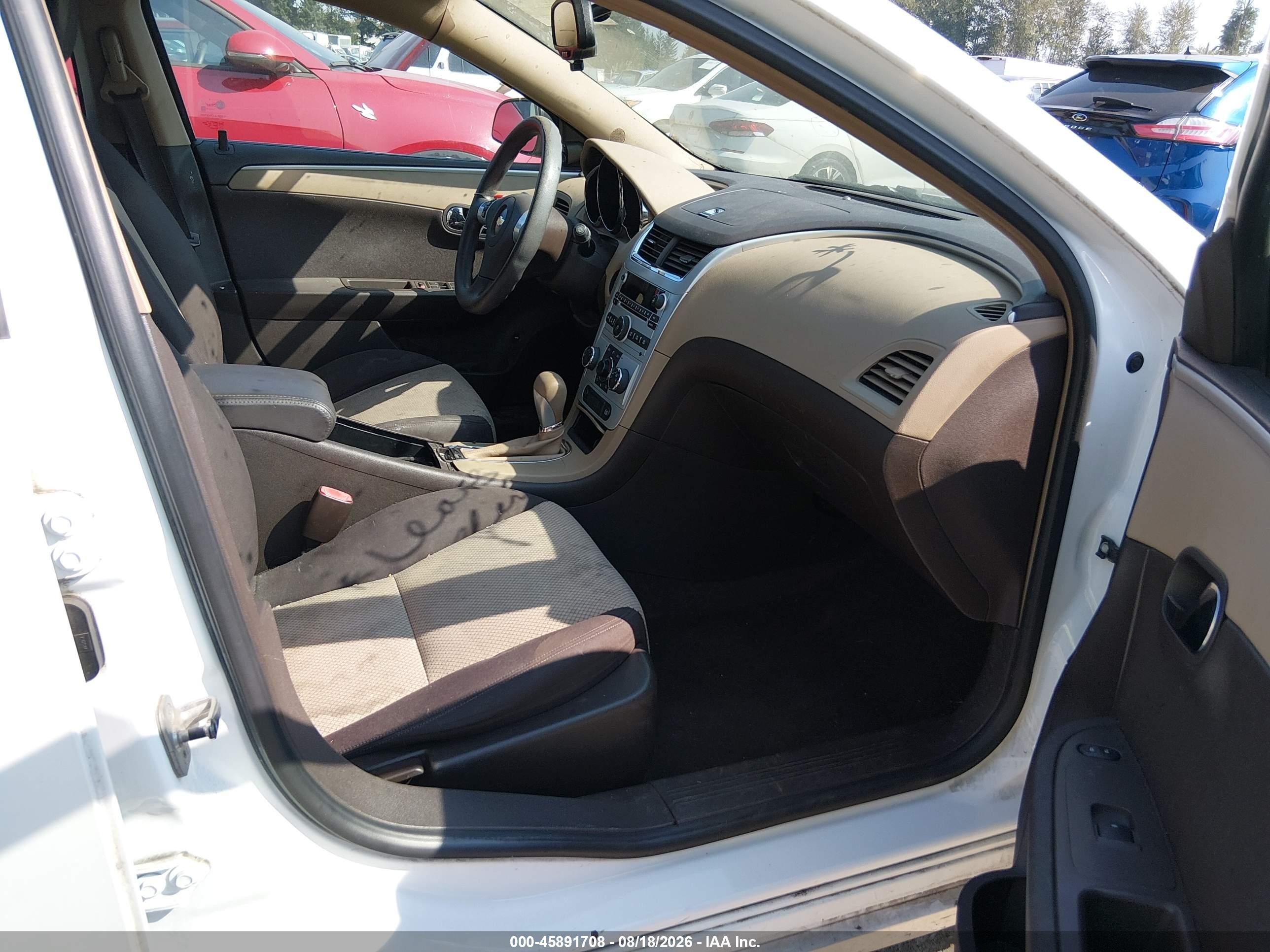 2009 Chevrolet Malibu Ls Белый vin: 1G1ZG57B19F220550