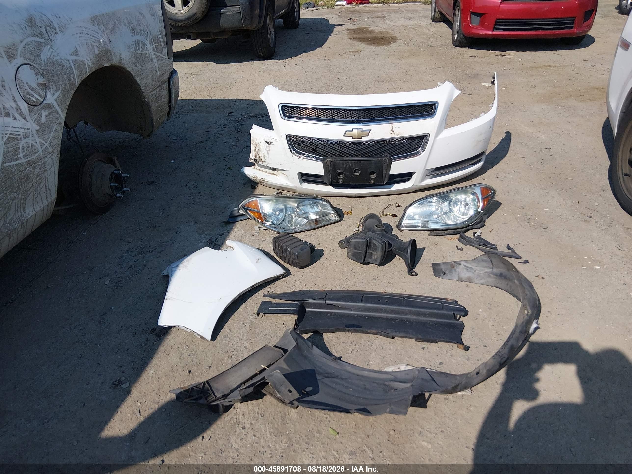 2009 Chevrolet Malibu Ls Белый vin: 1G1ZG57B19F220550