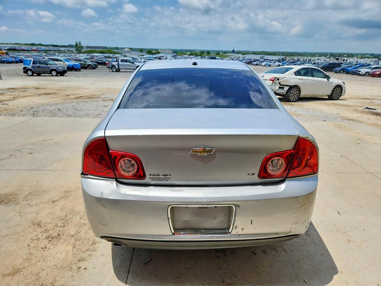 2009 Chevrolet Malibu Ls Silver vin: 1G1ZG57B494213409