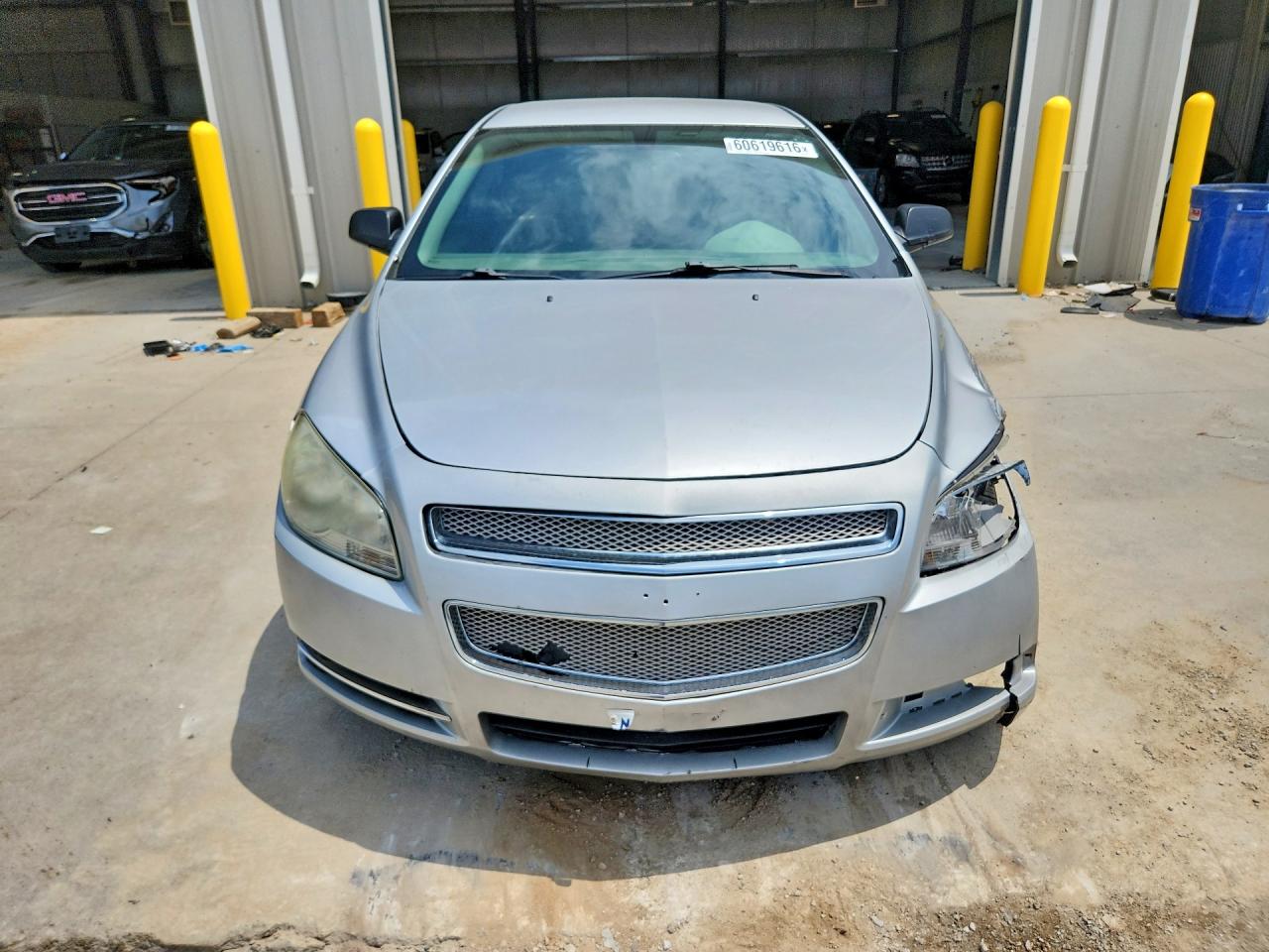2009 Chevrolet Malibu Ls Silver vin: 1G1ZG57B494213409