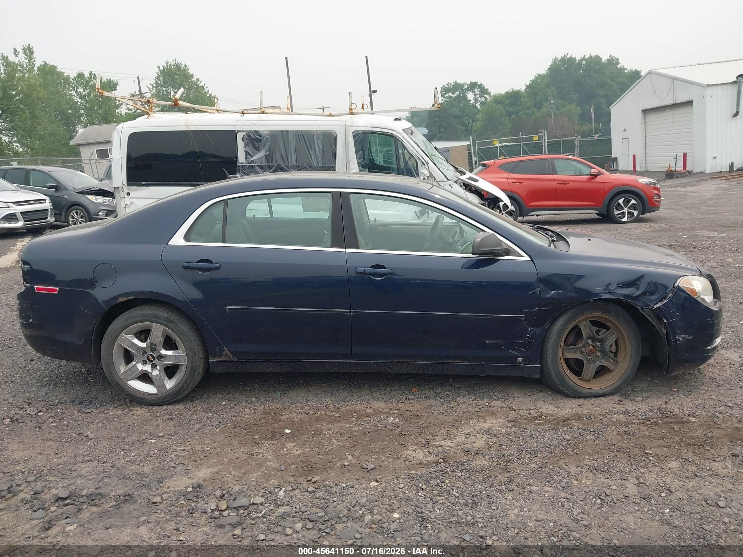 2009 Chevrolet Malibu Ls Blue vin: 1G1ZG57B49F154432