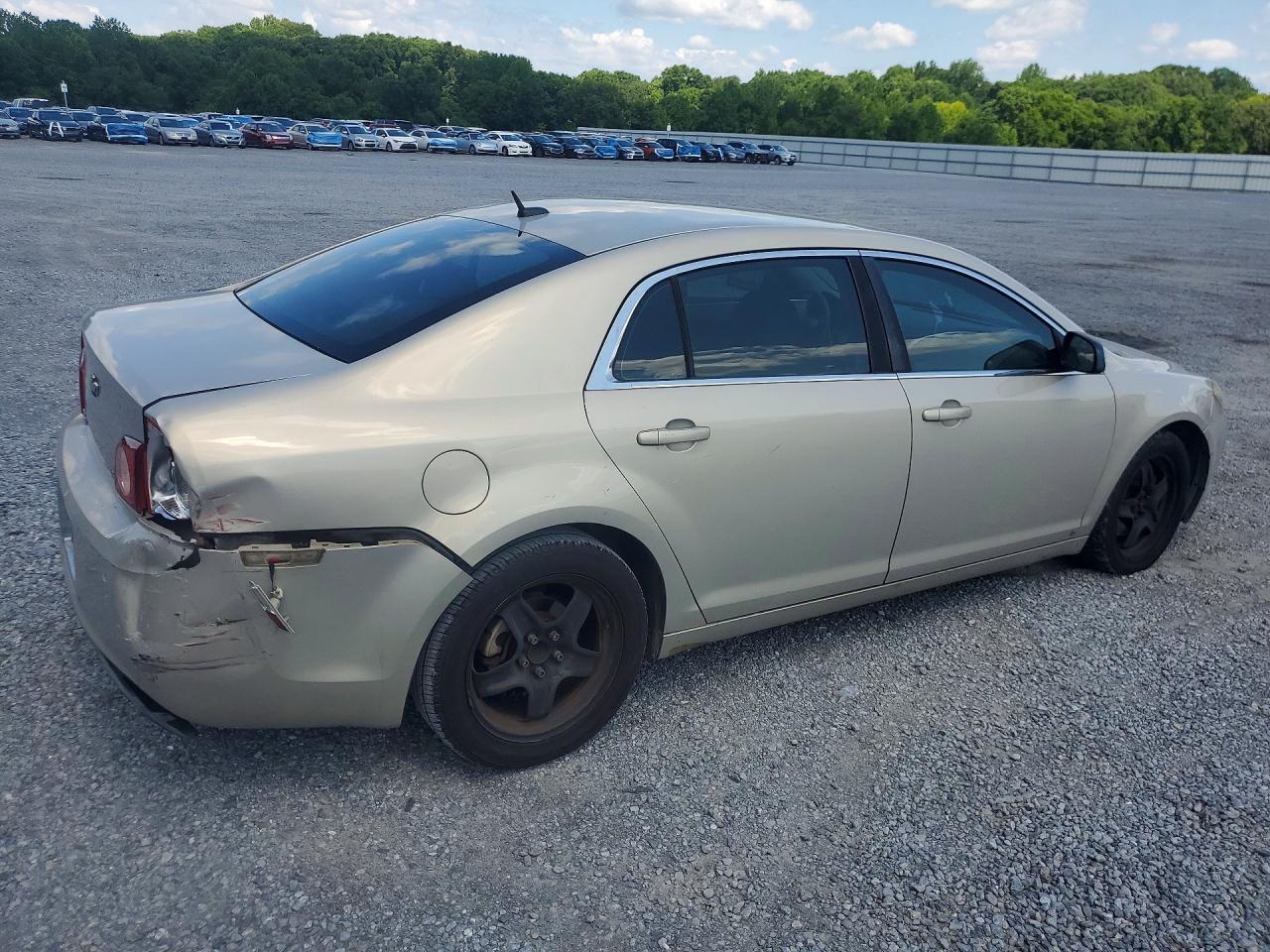 2009 Chevrolet Malibu Ls Silver vin: 1G1ZG57B49F179430