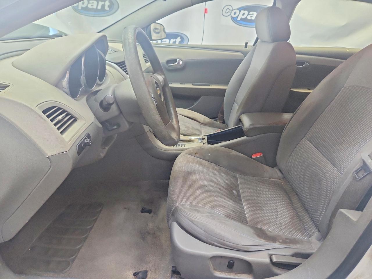 2009 Chevrolet Malibu Ls White vin: 1G1ZG57B49F245684