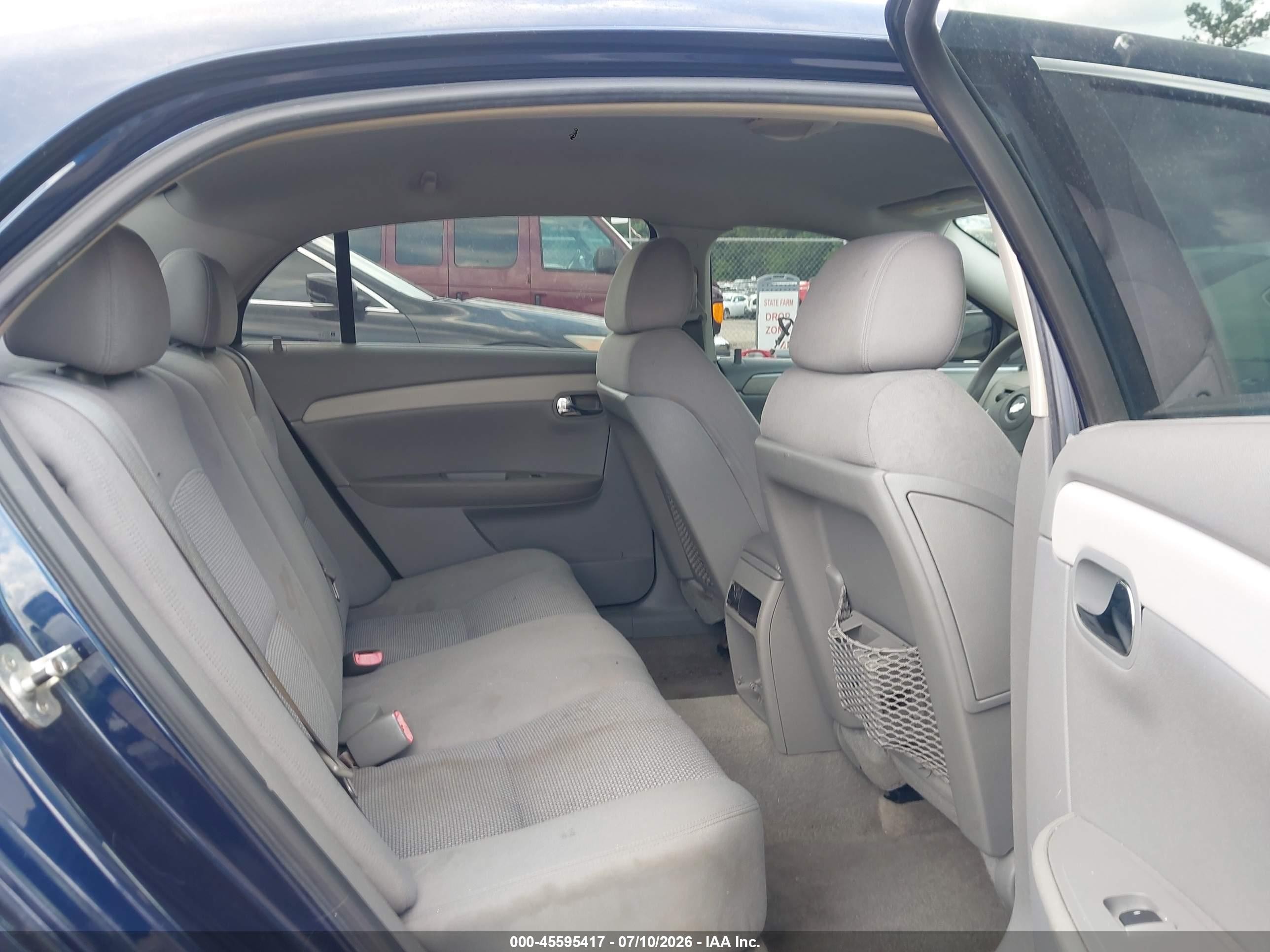 2008 Chevrolet Malibu Ls W/1ls Blue vin: 1G1ZG57B584232677