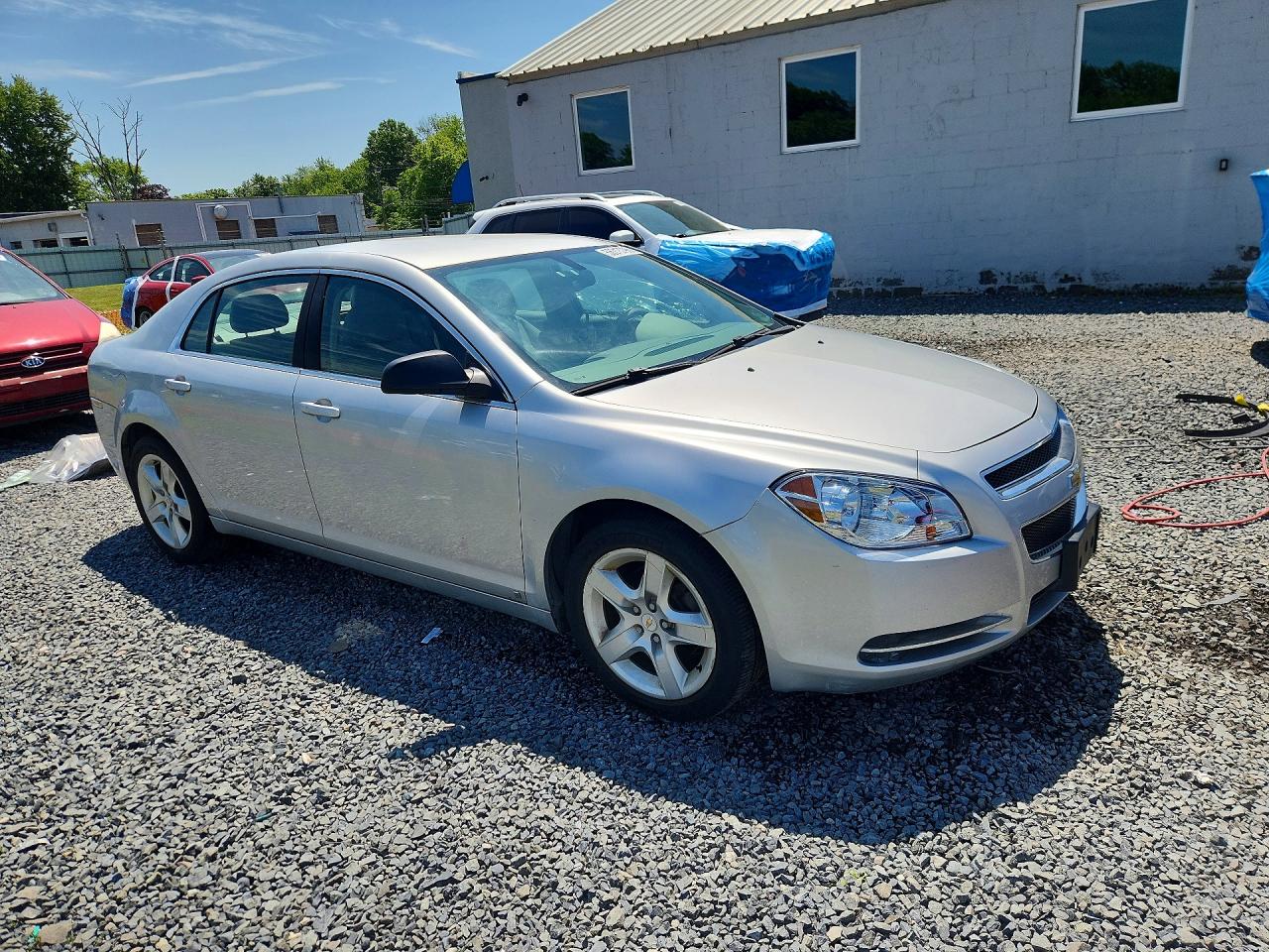 2009 Chevrolet Malibu Ls Silver vin: 1G1ZG57B59F253454