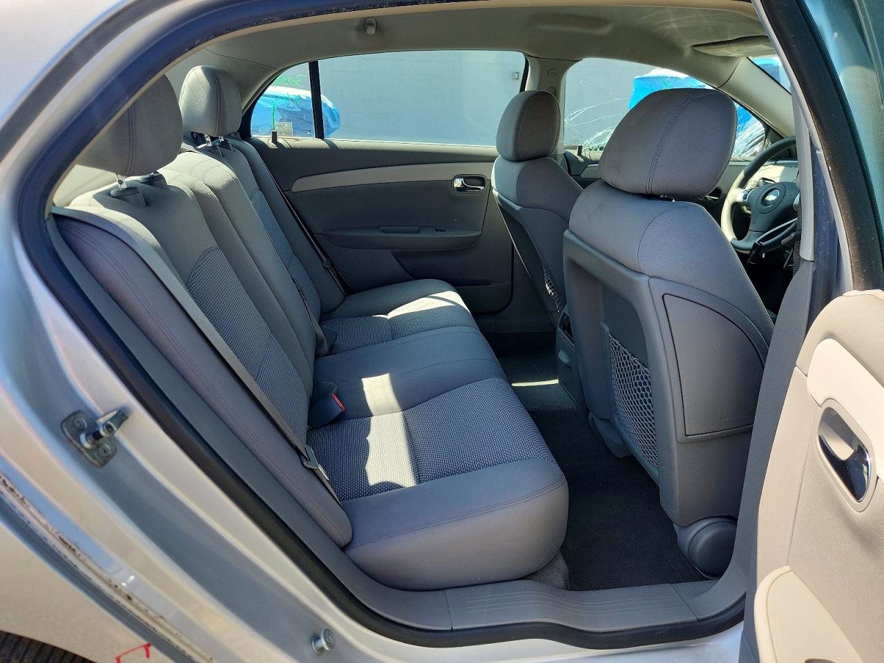 2009 Chevrolet Malibu Ls Silver vin: 1G1ZG57B59F253454
