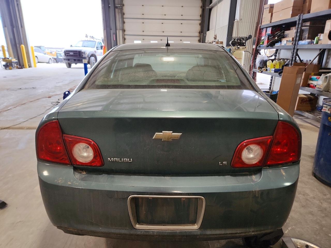 2009 Chevrolet Malibu Ls Green vin: 1G1ZG57B694265804