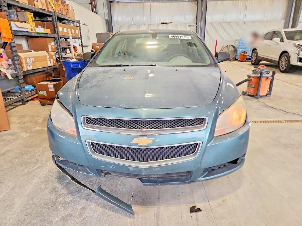 2009 Chevrolet Malibu Ls Green vin: 1G1ZG57B694265804