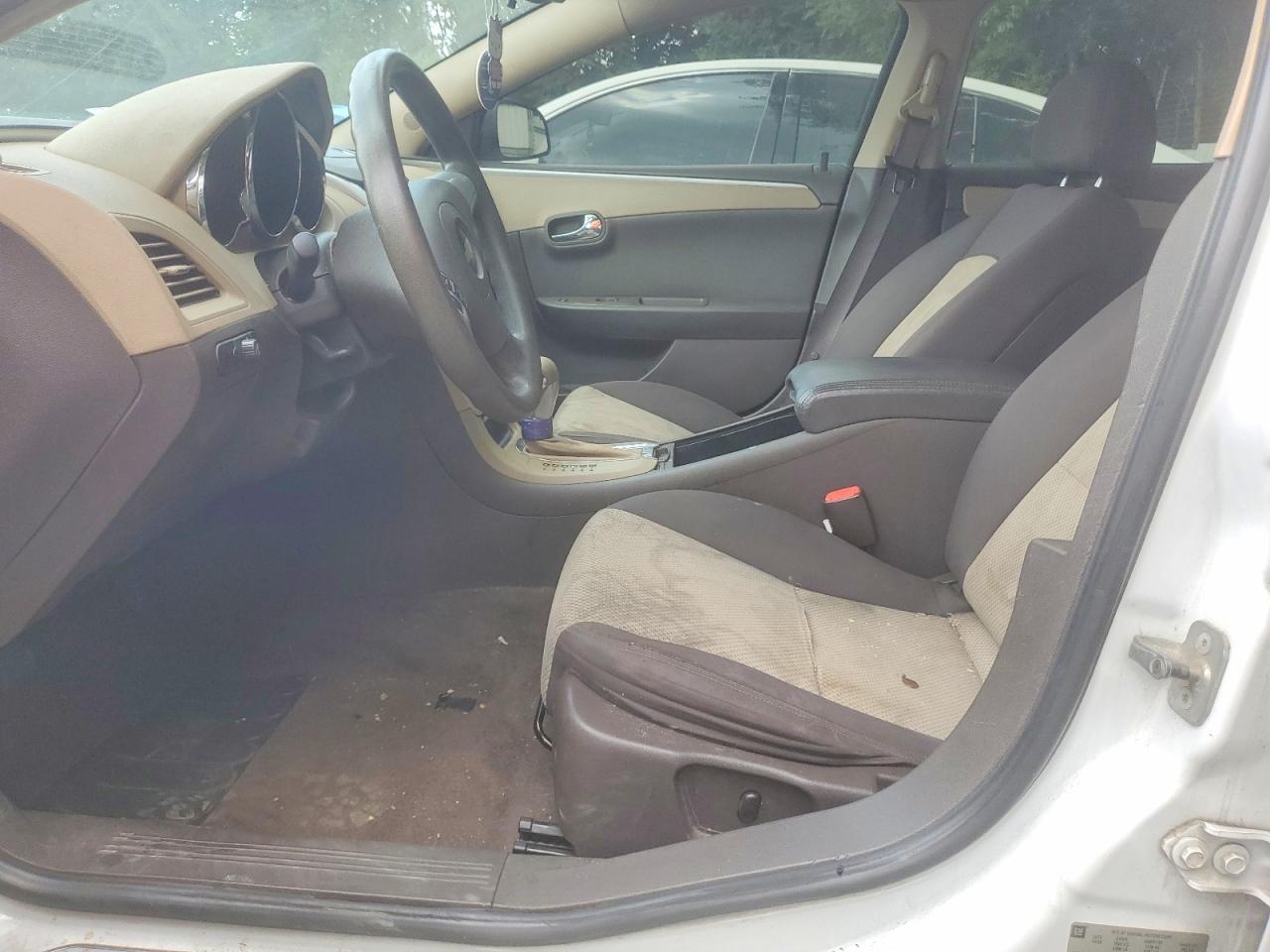 2009 Chevrolet Malibu Ls Белый vin: 1G1ZG57B69F161088
