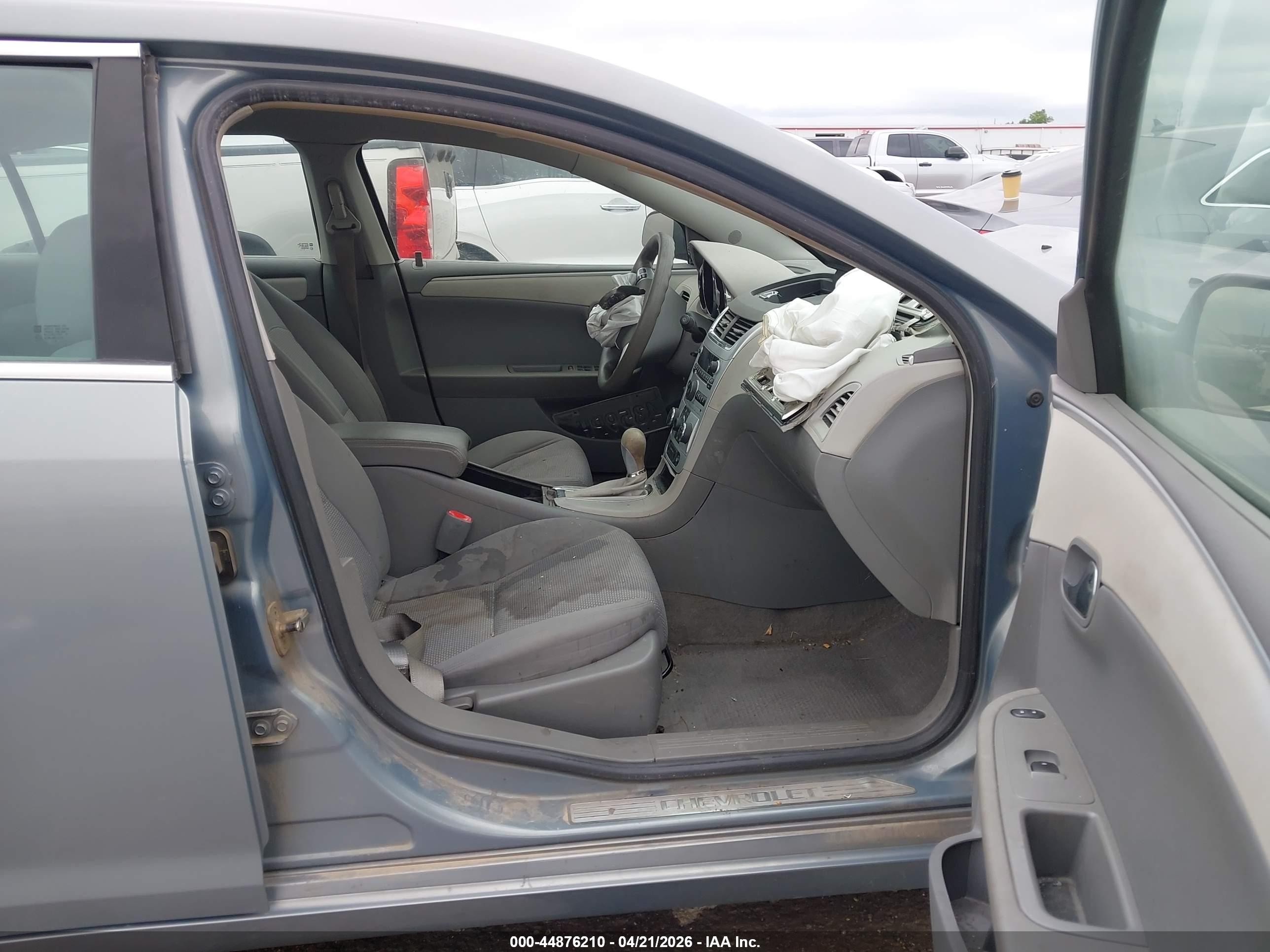 2009 Chevrolet Malibu Ls Gray vin: 1G1ZG57B69F165321