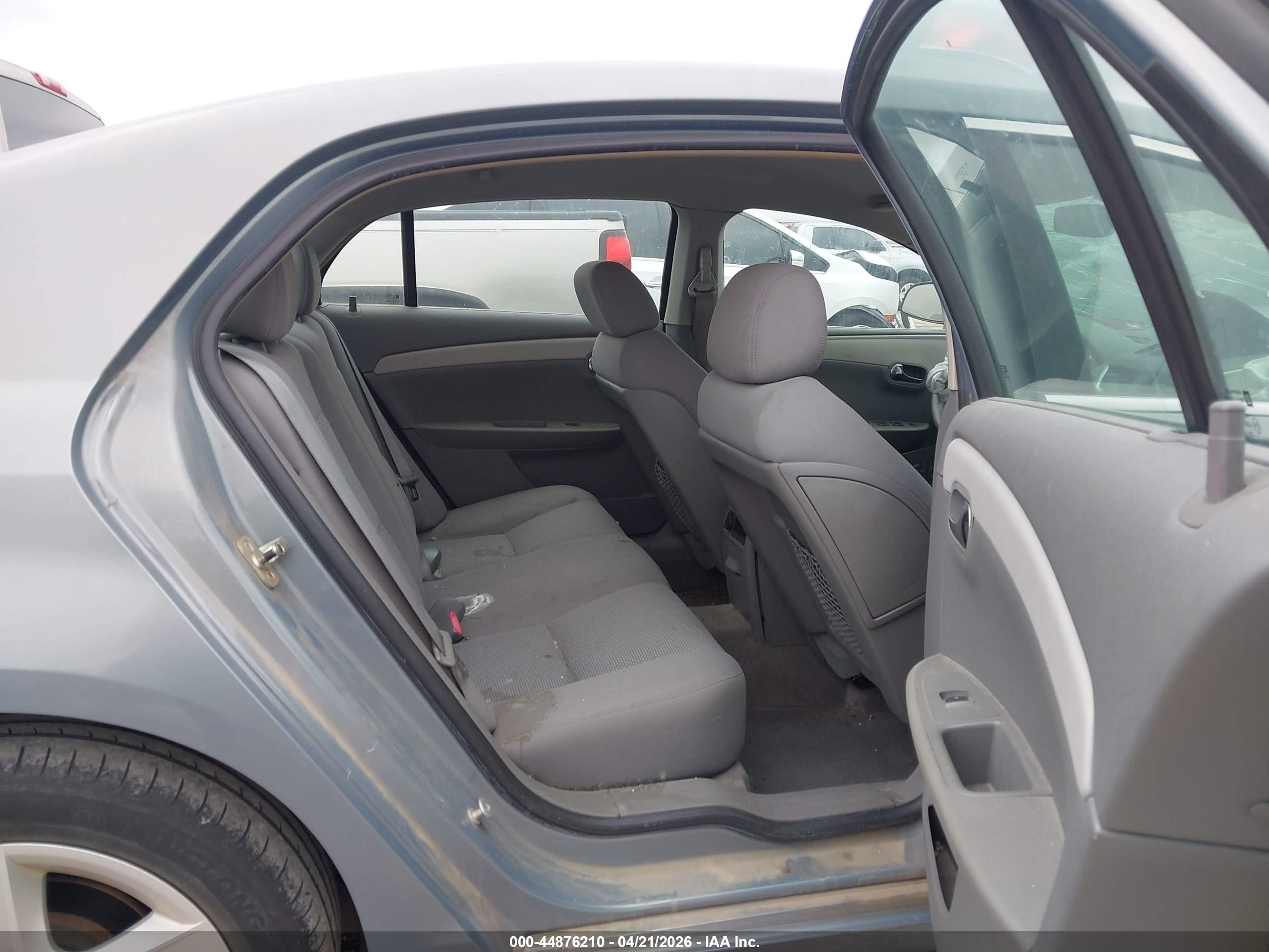 2009 Chevrolet Malibu Ls Gray vin: 1G1ZG57B69F165321