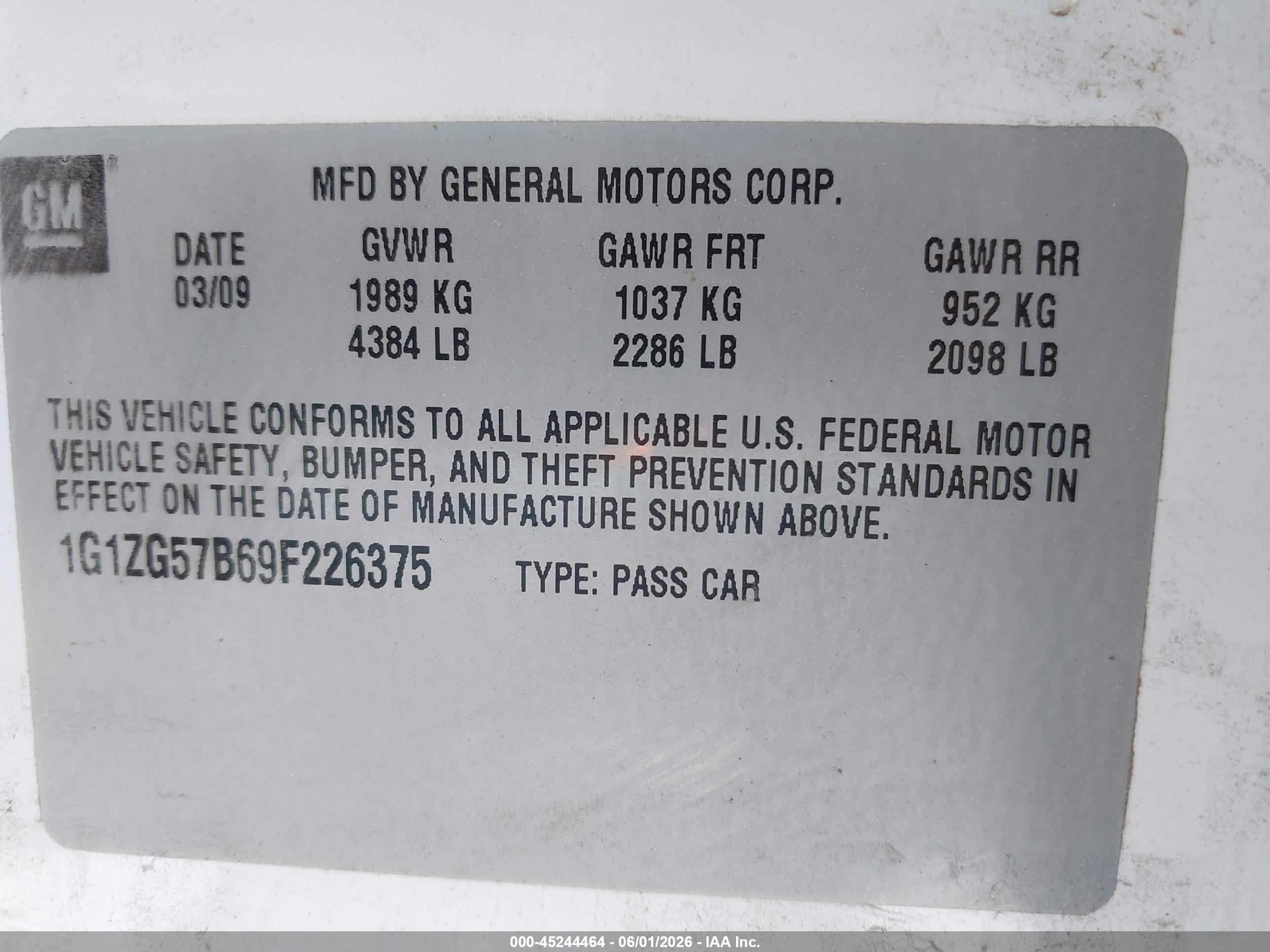 2009 Chevrolet Malibu Ls White vin: 1G1ZG57B69F226375