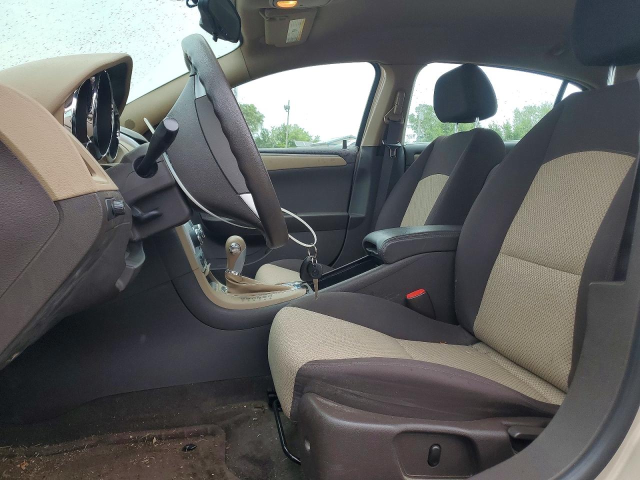 2009 Chevrolet Malibu Ls Gold vin: 1G1ZG57B794201187