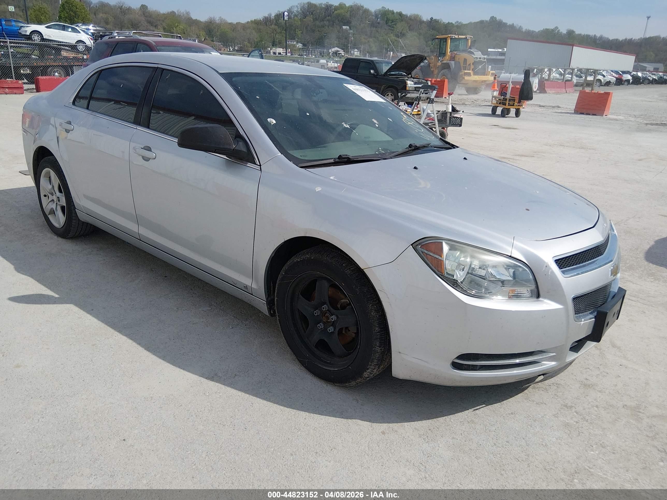 2009 Chevrolet Malibu Ls Silver vin: 1G1ZG57B794201416