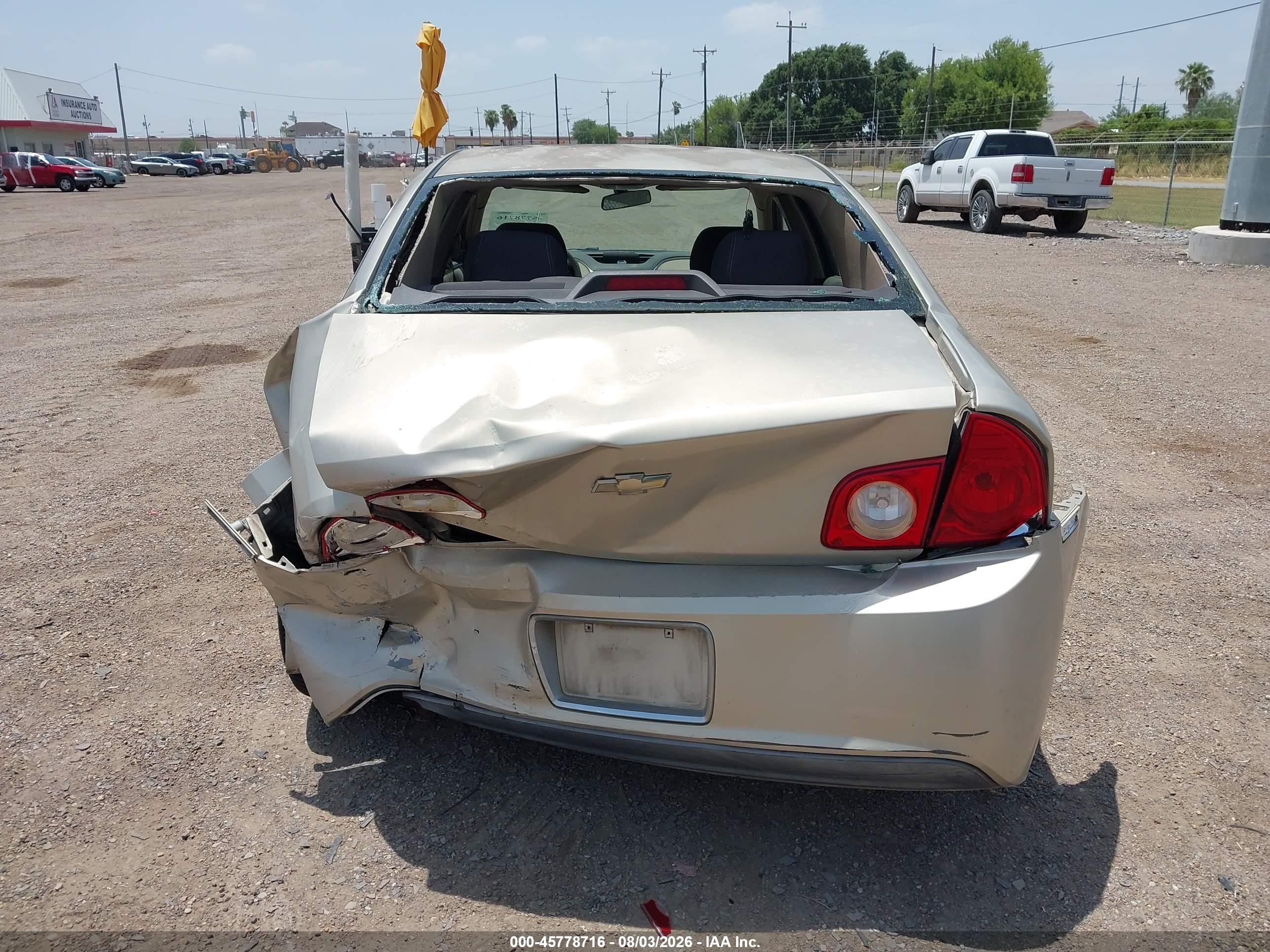 2009 Chevrolet Malibu Ls Gold vin: 1G1ZG57B79F152058
