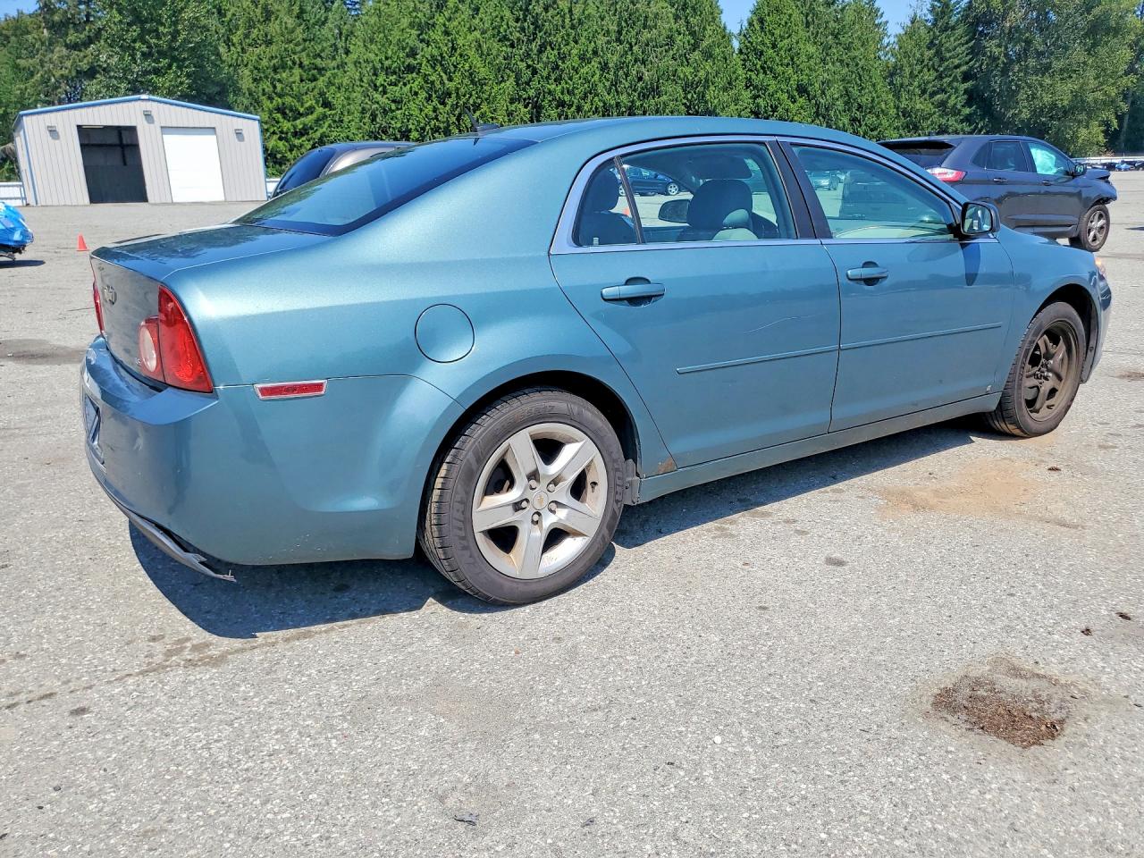 2009 Chevrolet Malibu Ls Бирюзовый vin: 1G1ZG57B79F232802