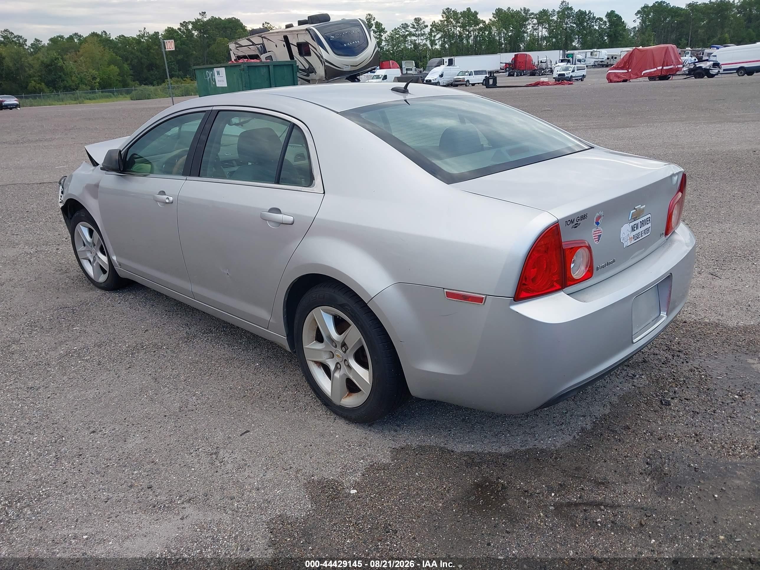 2009 Chevrolet Malibu Ls Серебряный vin: 1G1ZG57B79F239555