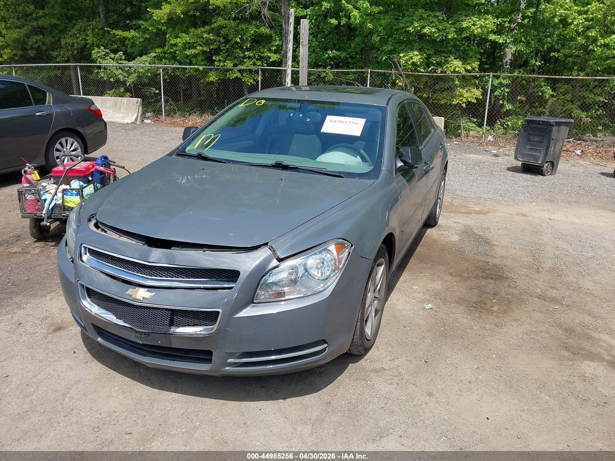 2009 Chevrolet Malibu Ls Gray vin: 1G1ZG57B894131103