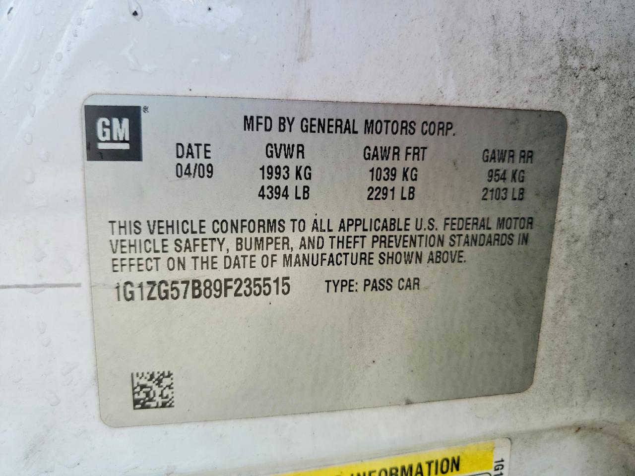 2009 Chevrolet Malibu Ls White vin: 1G1ZG57B89F235515