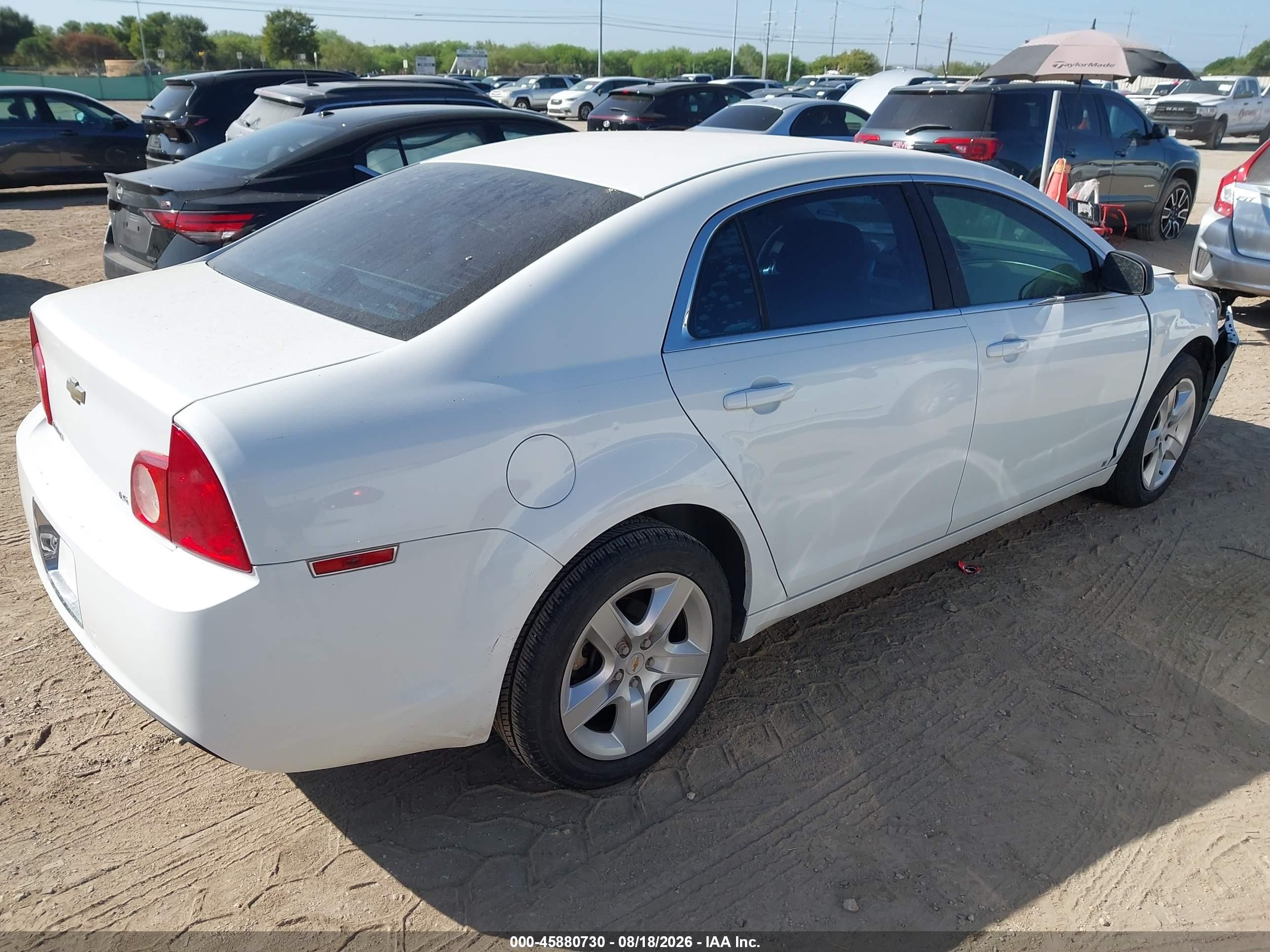 2009 Chevrolet Malibu Ls White vin: 1G1ZG57B994101804