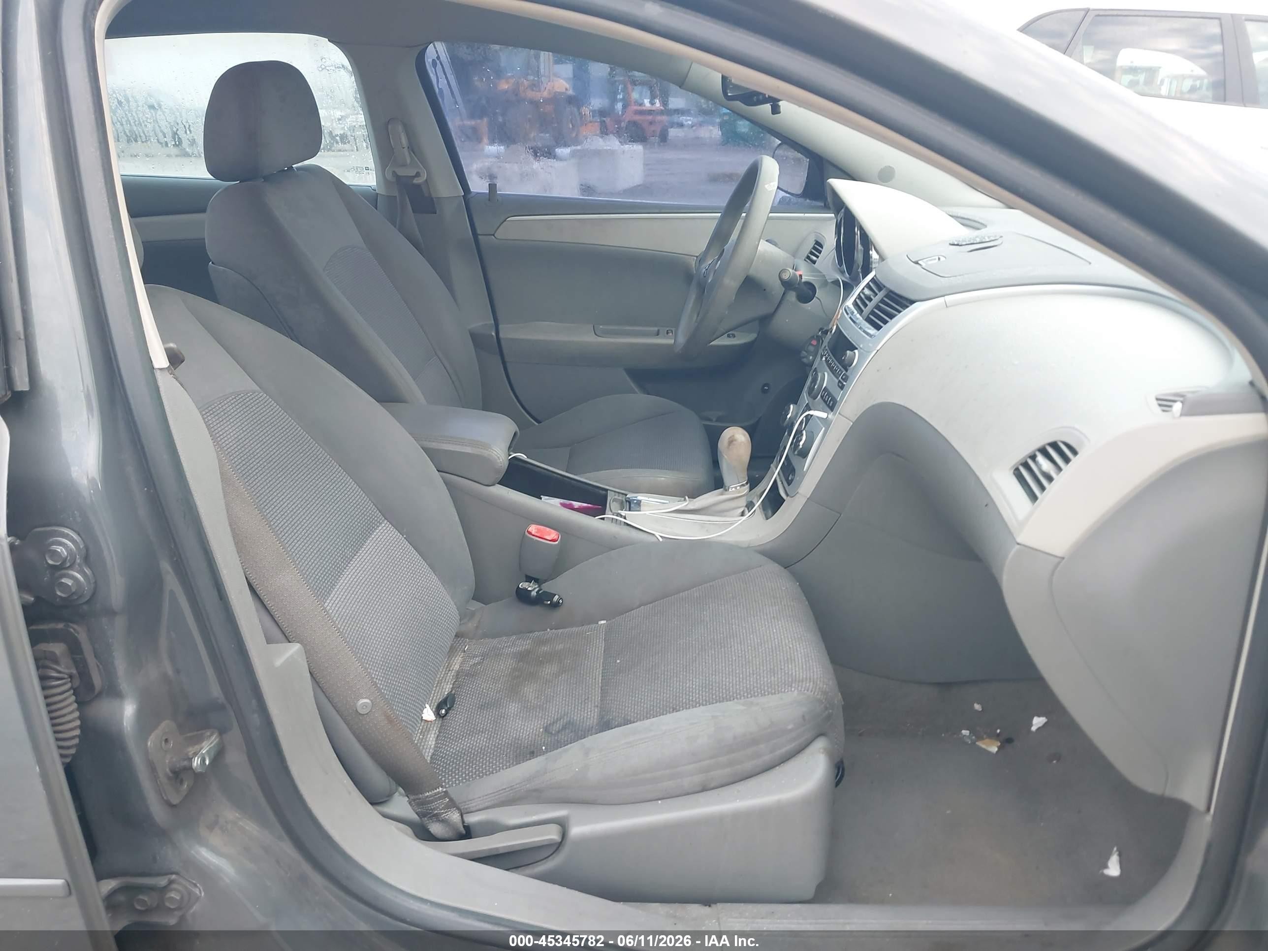 2009 Chevrolet Malibu Ls Gray vin: 1G1ZG57B99F108675