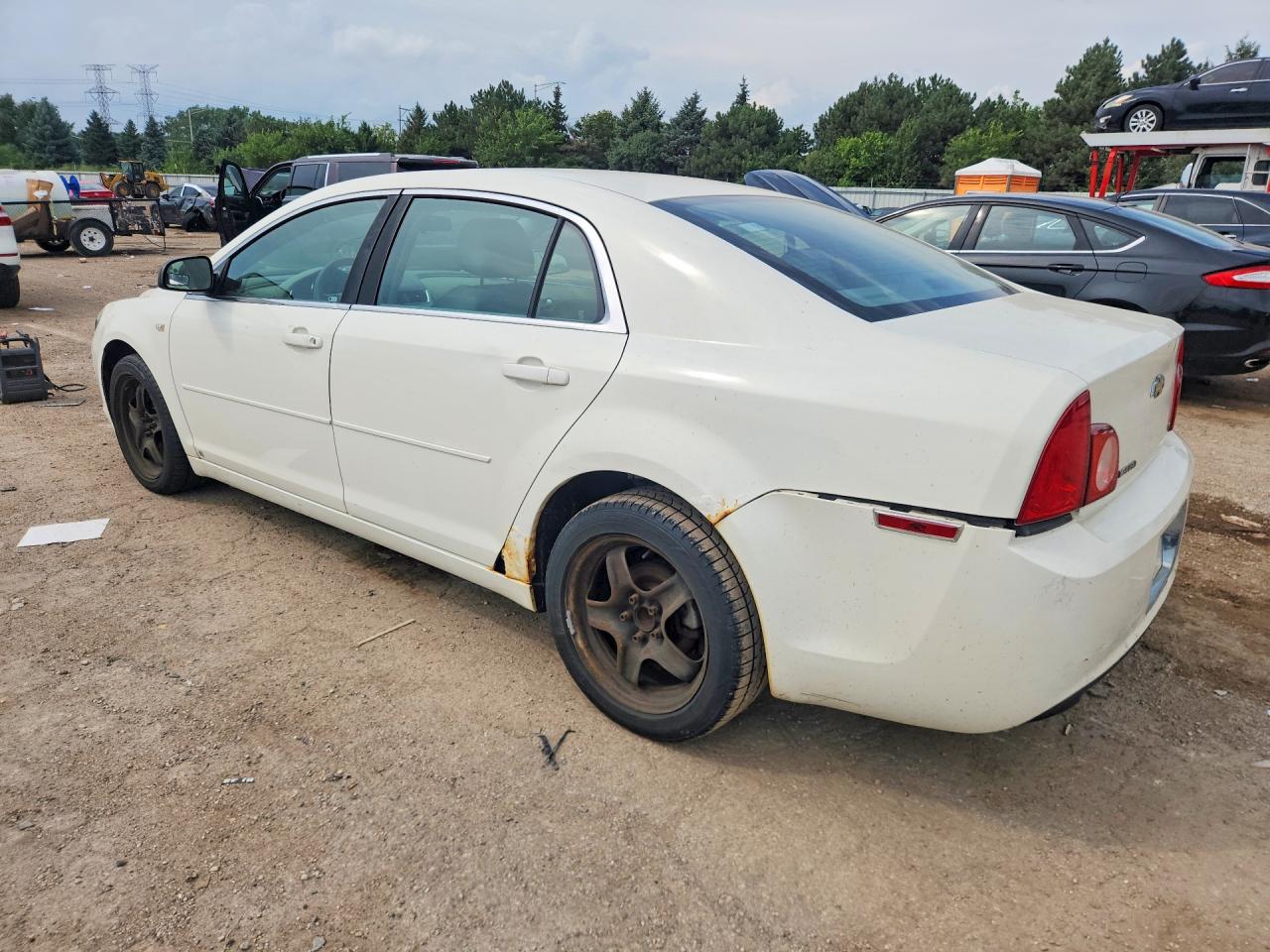 2008 Chevrolet Malibu Ls White vin: 1G1ZG57N584264880