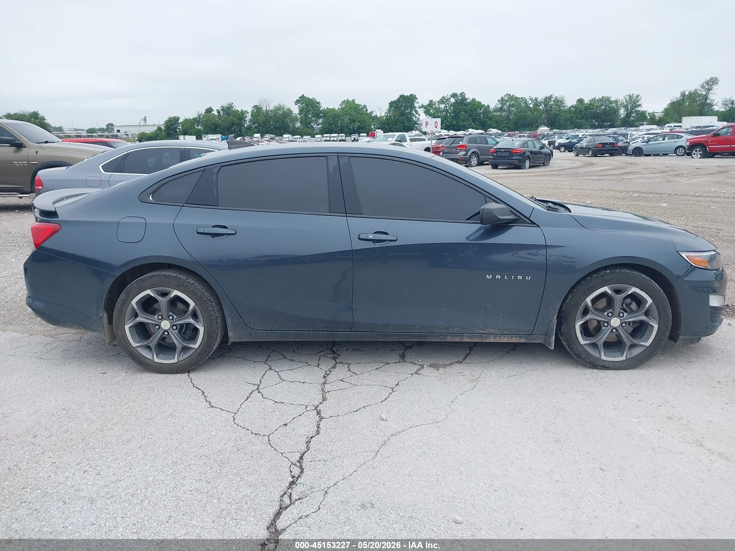 2019 Chevrolet Malibu Rs Gray vin: 1G1ZG5ST1KF216505