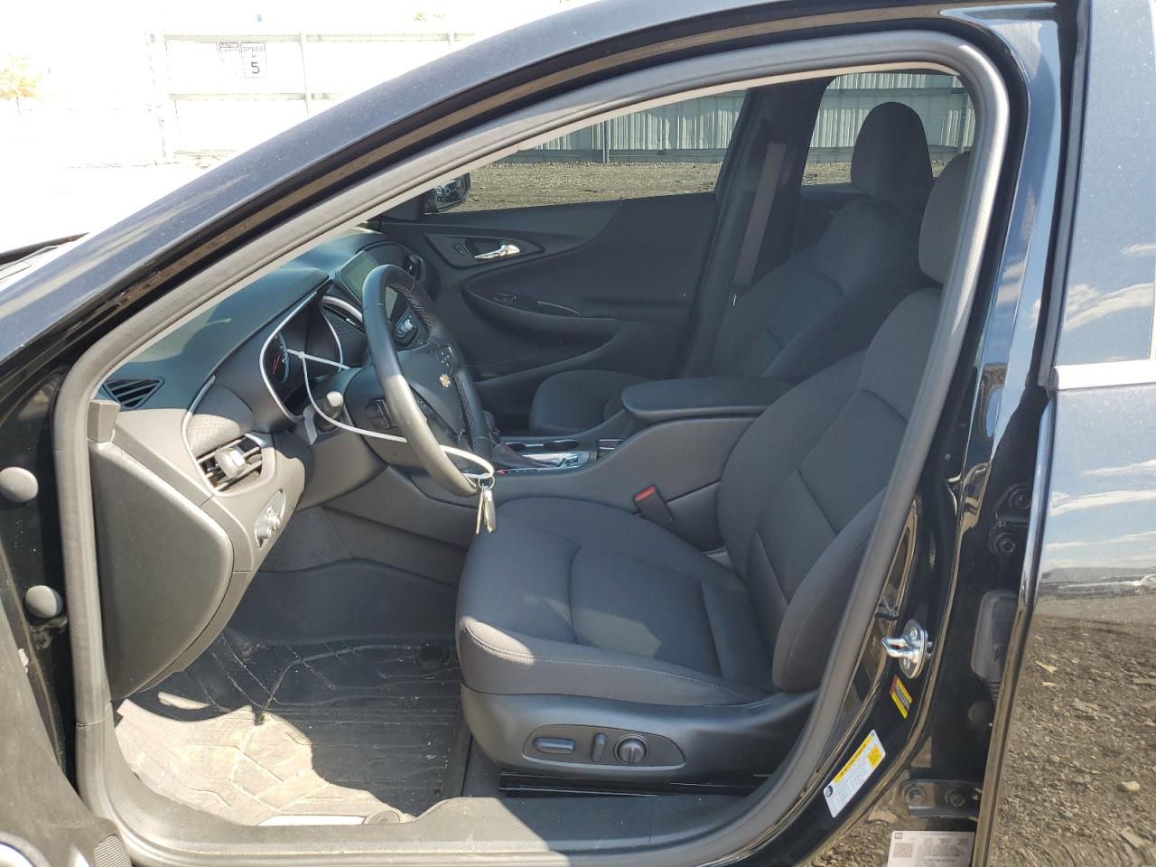 2025 Chevrolet Malibu Rs Black vin: 1G1ZG5ST5SF113104