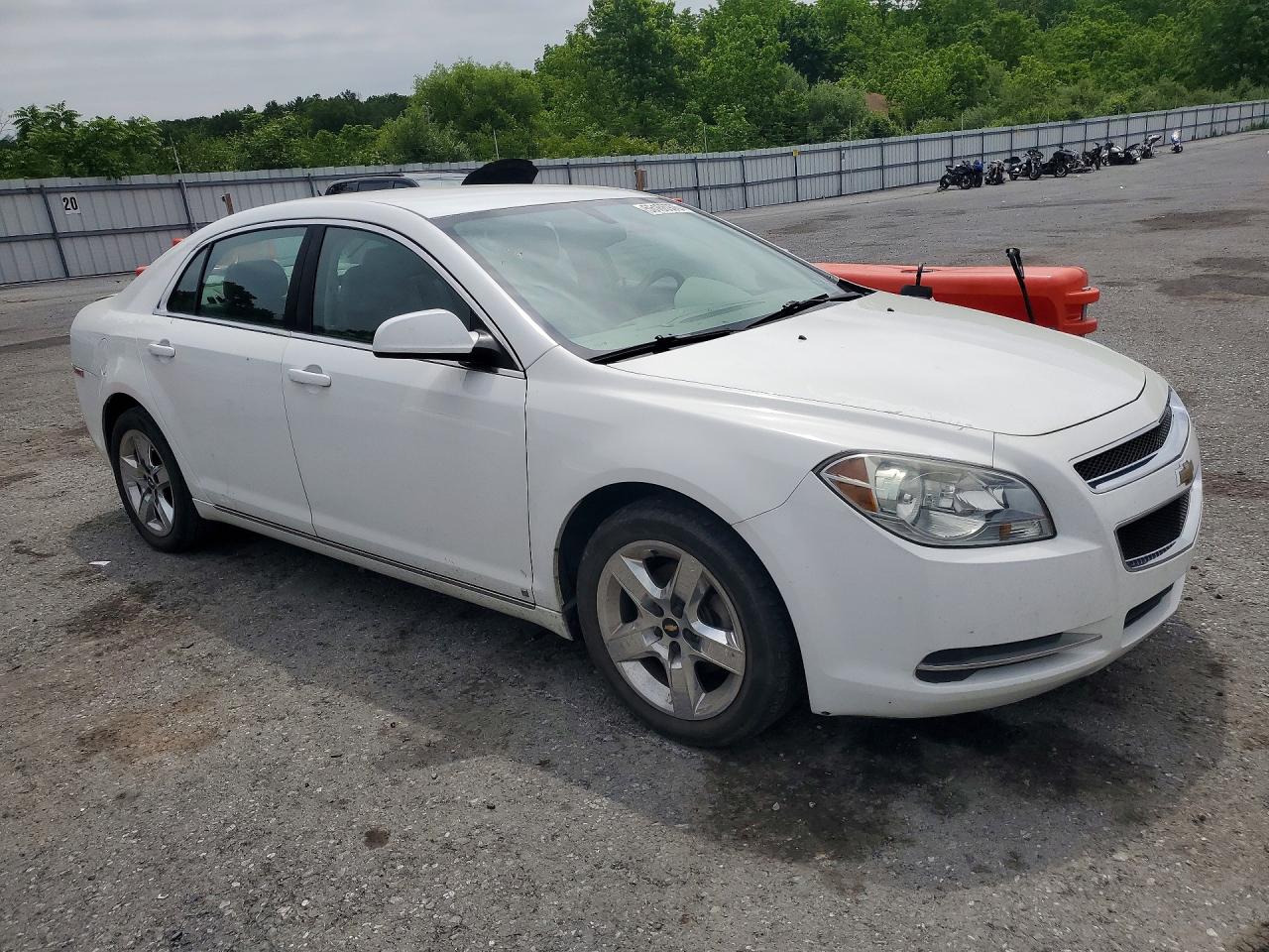 2009 Chevrolet Malibu 1lt White vin: 1G1ZH57B09F259630