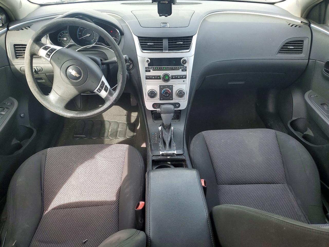 2009 Chevrolet Malibu White vin: 1G1ZH57B29F236768