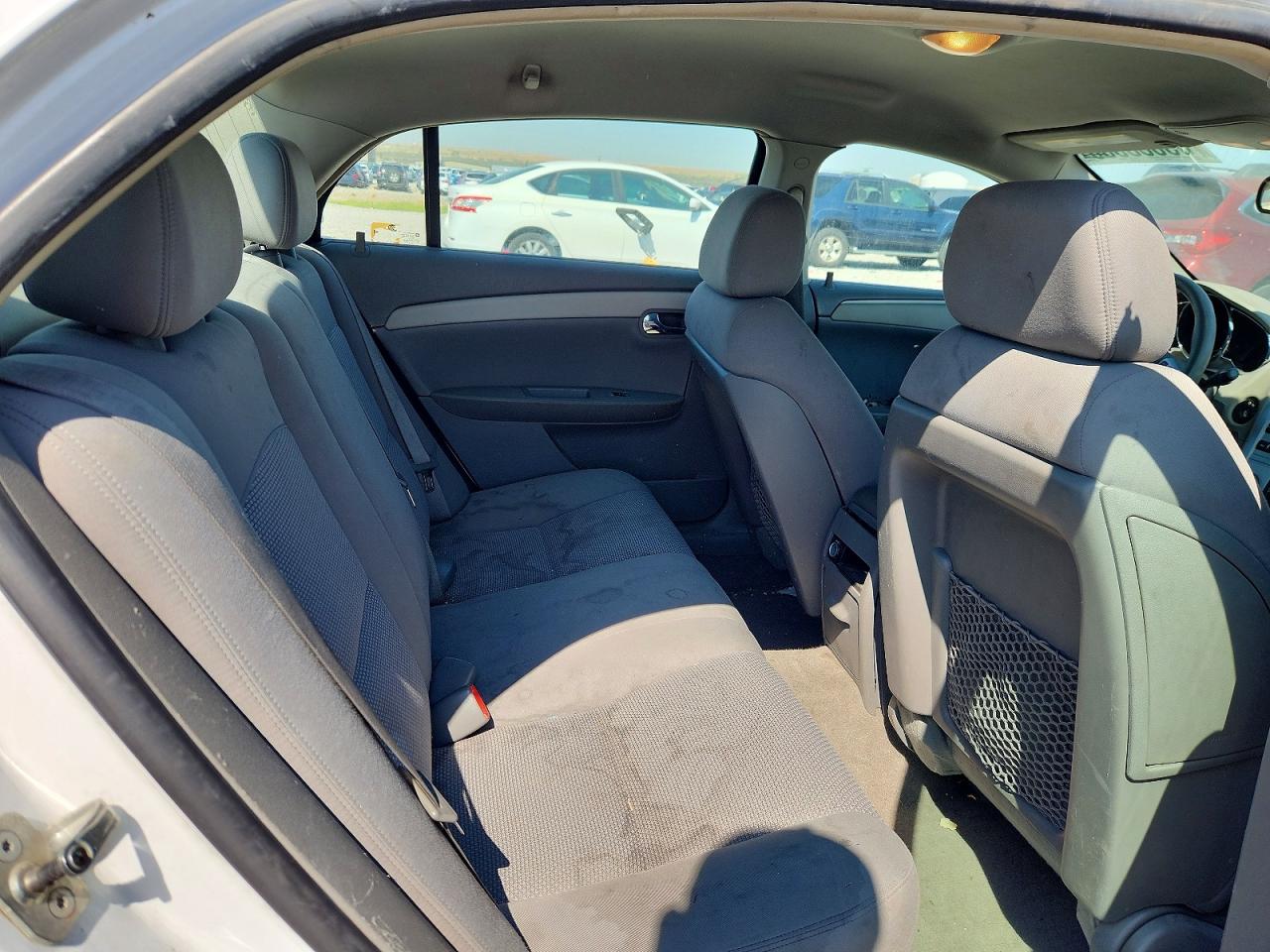 2009 Chevrolet Malibu 1lt White vin: 1G1ZH57B49F137353