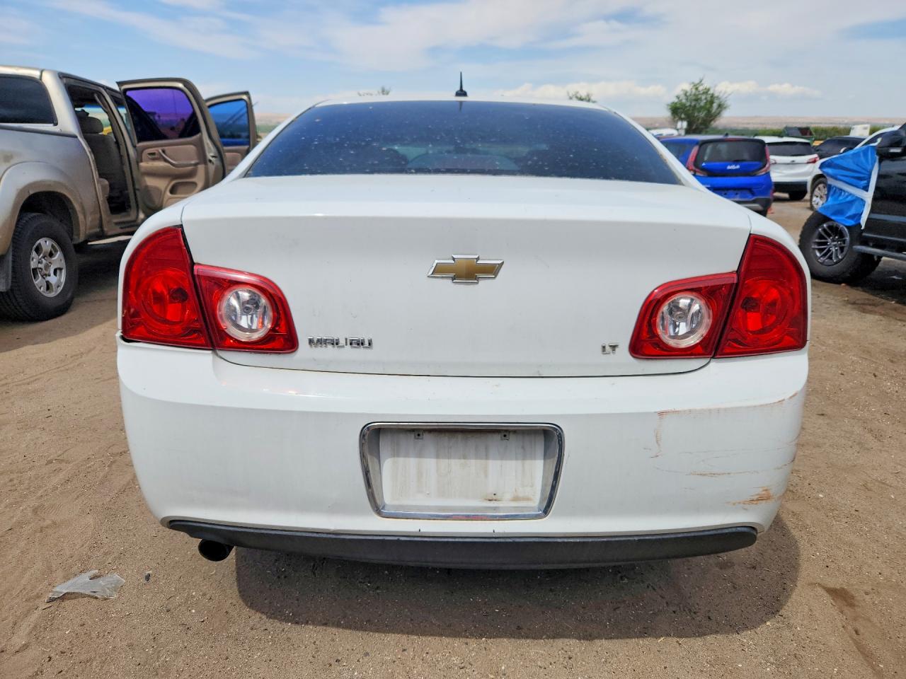 2009 Chevrolet Malibu 1lt White vin: 1G1ZH57B69F158852