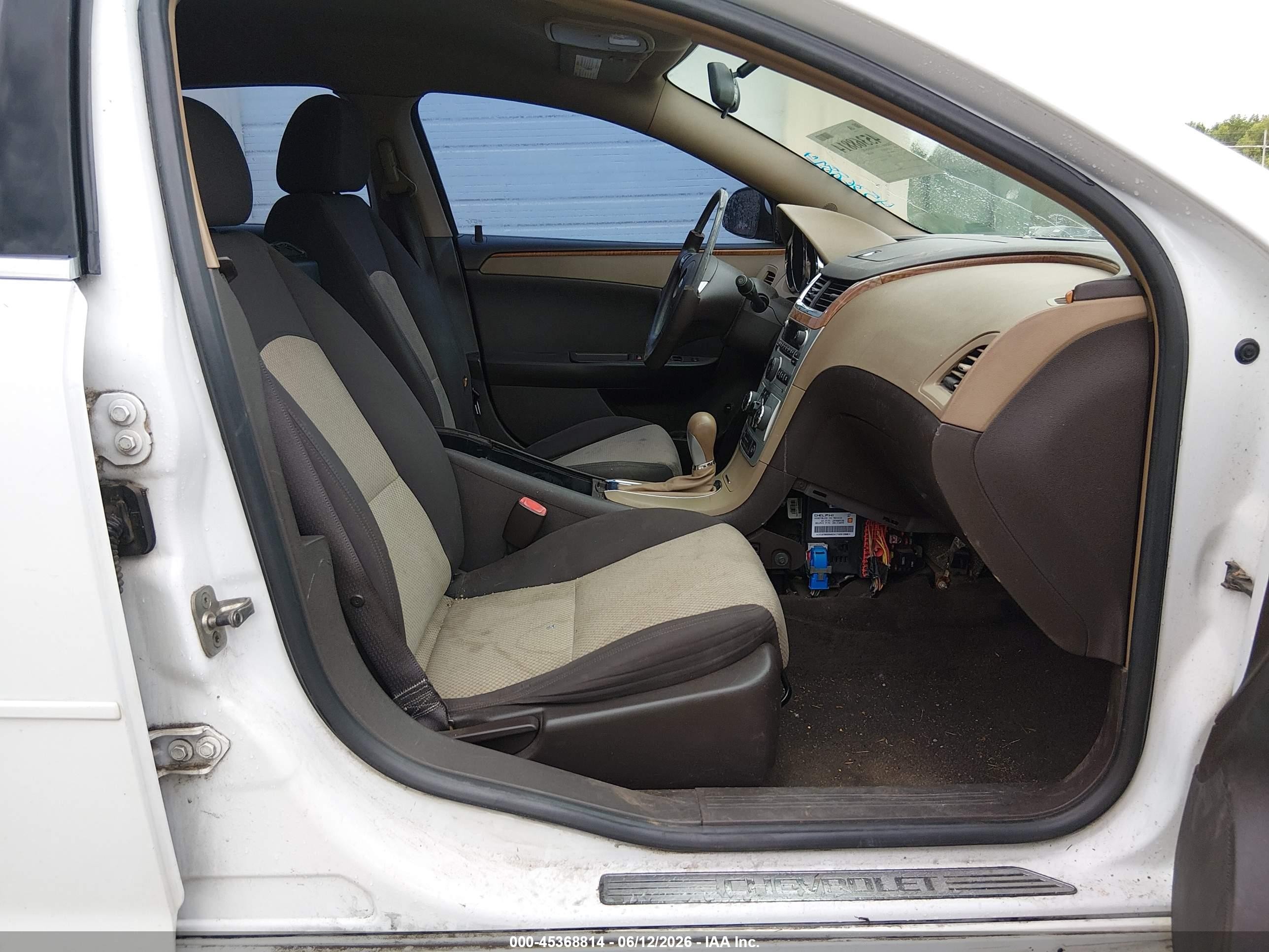 2009 Chevrolet Malibu Lt White vin: 1G1ZH57BX9F143898