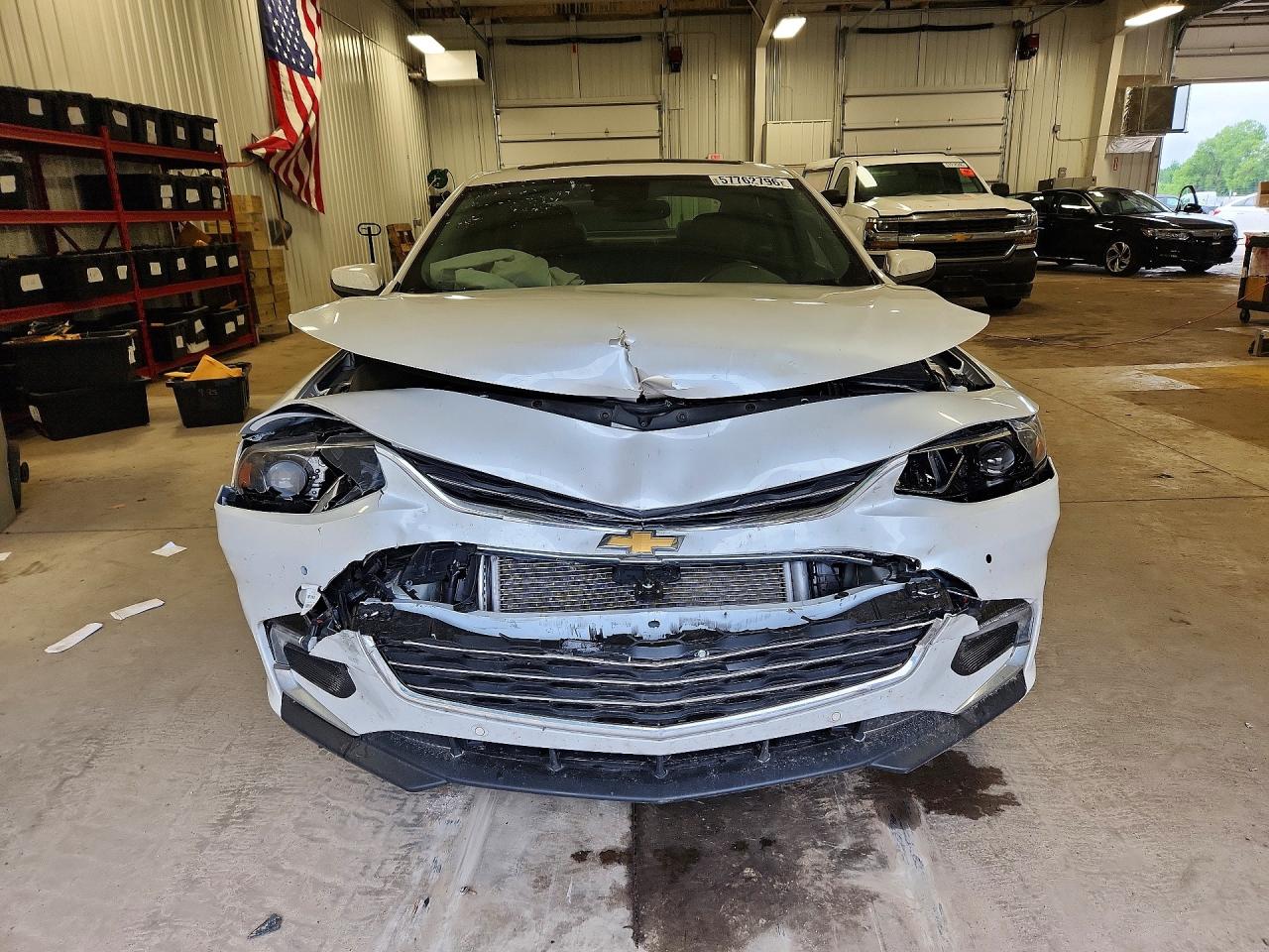 2016 Chevrolet Malibu Premier Белый vin: 1G1ZH5SX3GF357082