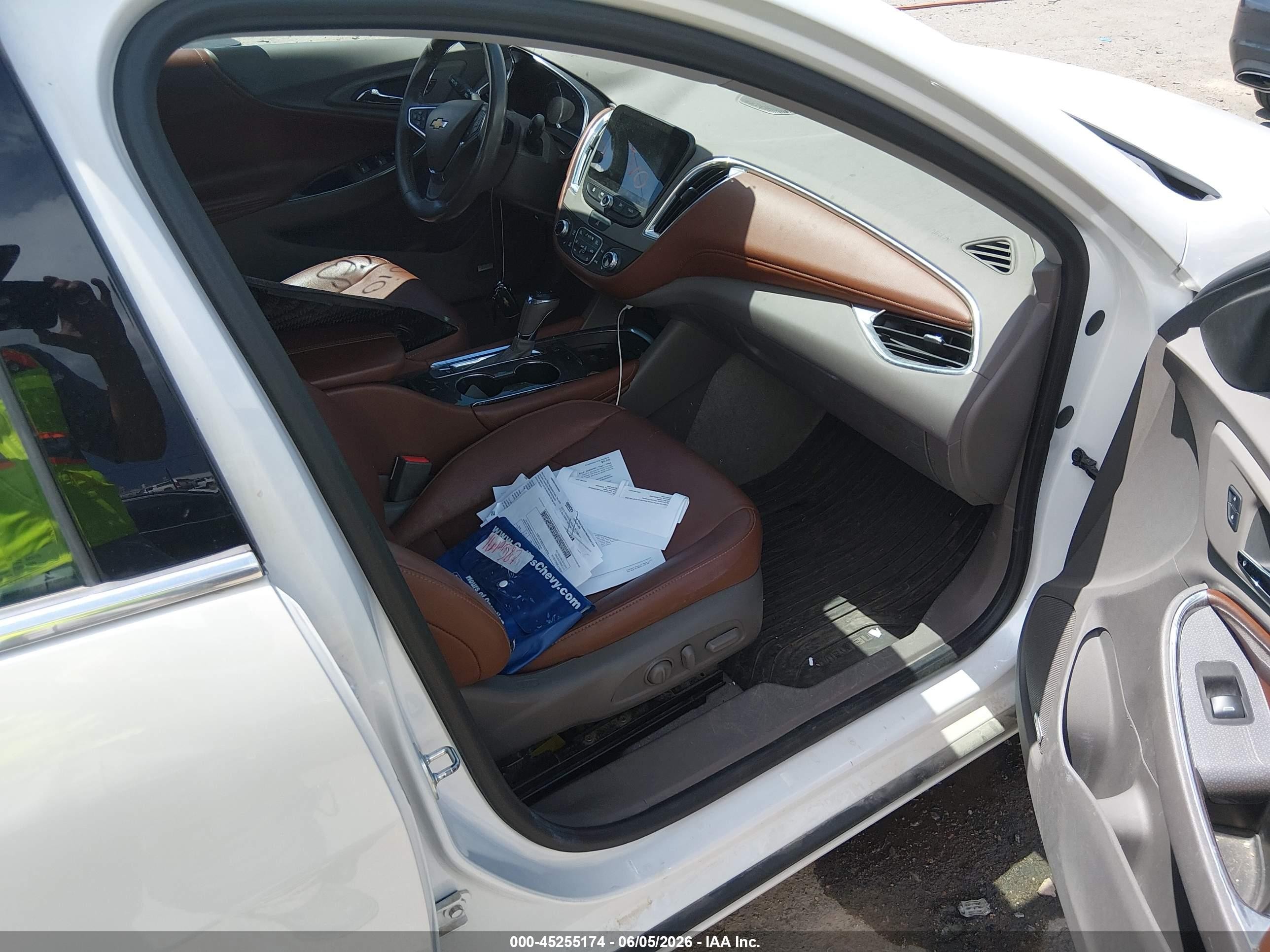 2016 Chevrolet Malibu Hybrid White vin: 1G1ZJ5SU2GF246775